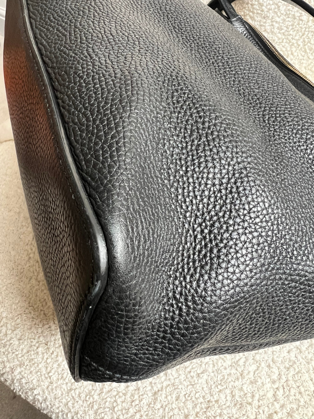 Gucci Soho Large Hobo in Black Pebbled Calfskin