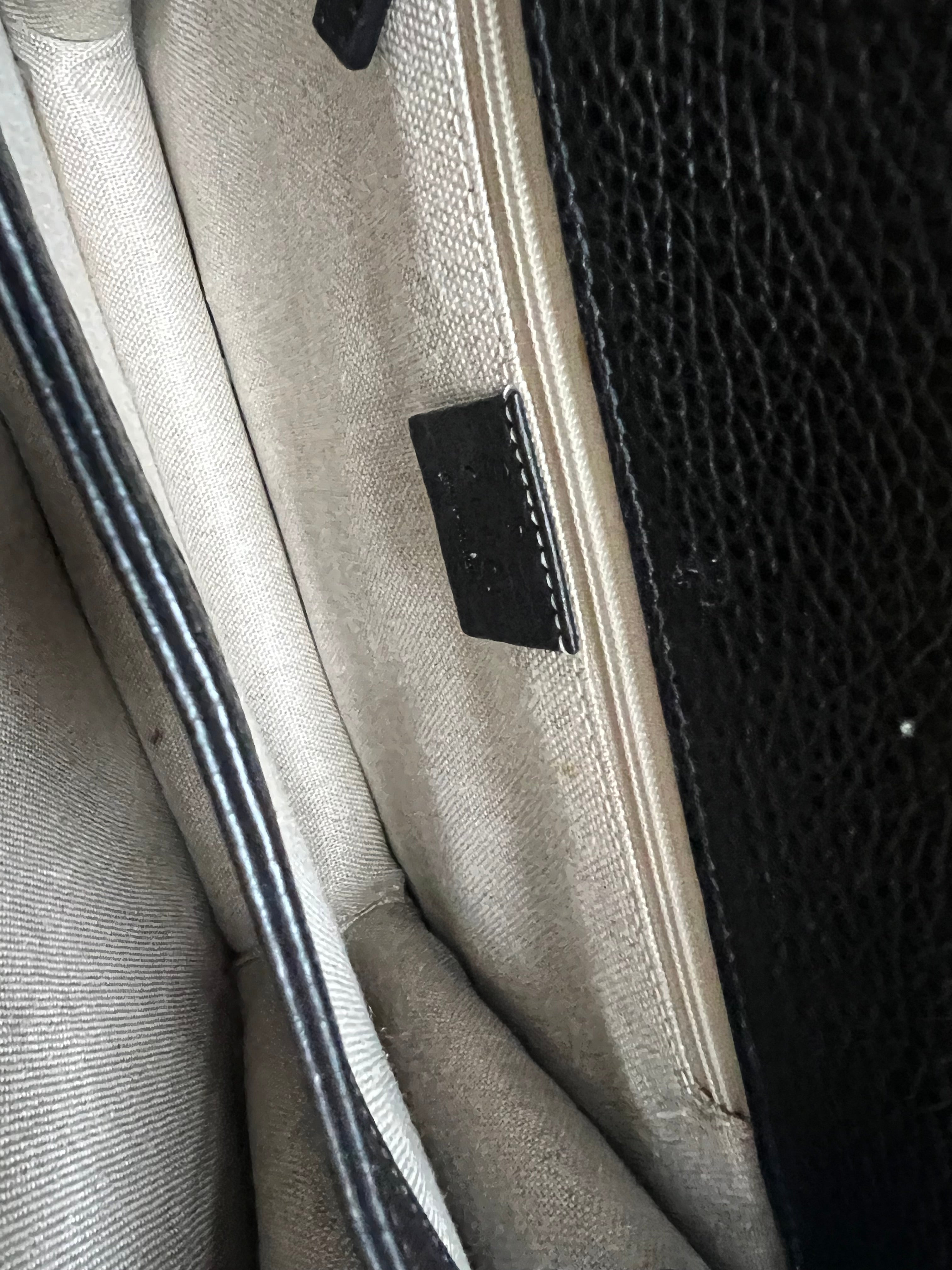 Gucci Interlocking GG Black Medium Shoulder Bag