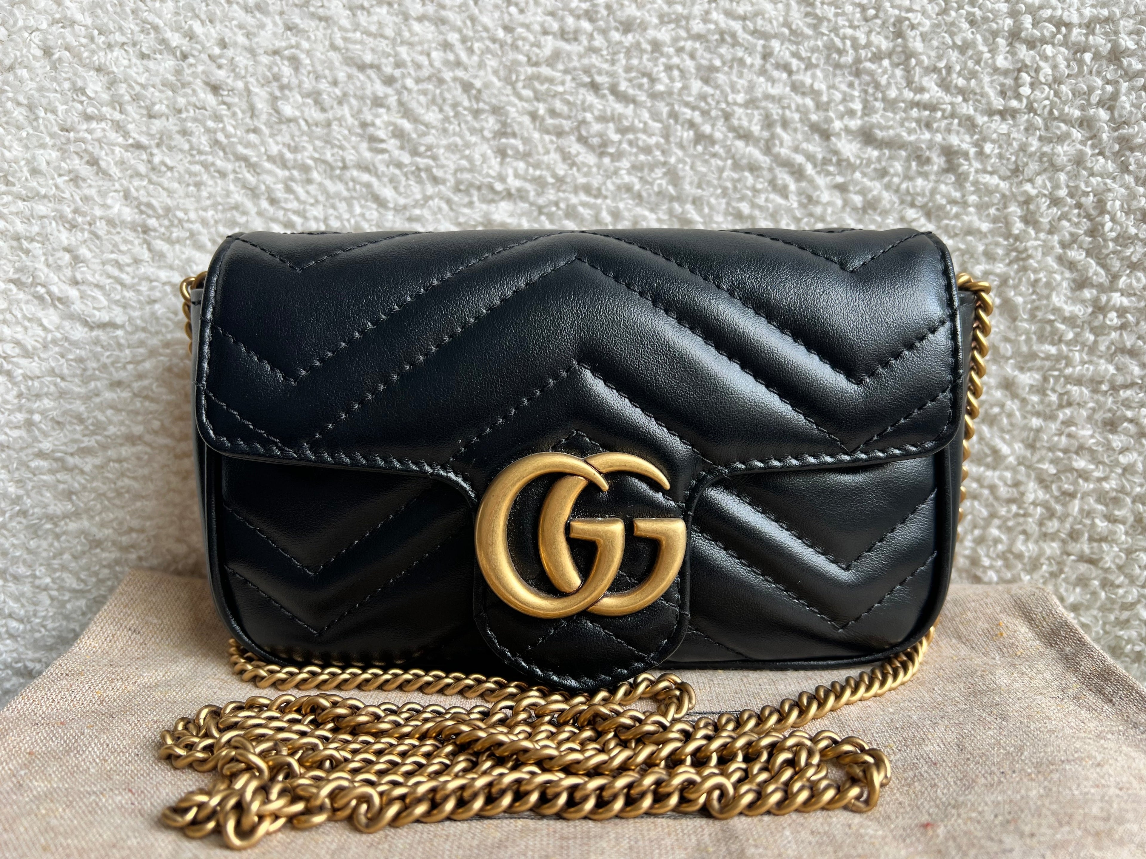 Gucci GG Black Marmont Super Mini Shoulder Bag (RRP £985)
