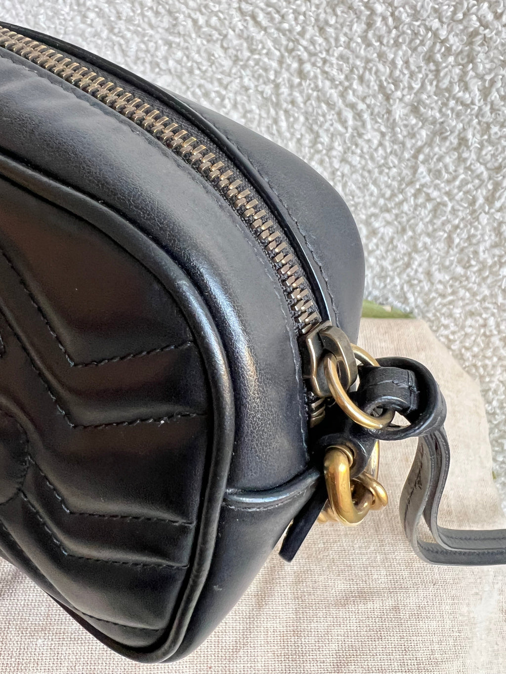 Gucci GG Black Marmont Mini Shoulder Bag (RRP £1,360)