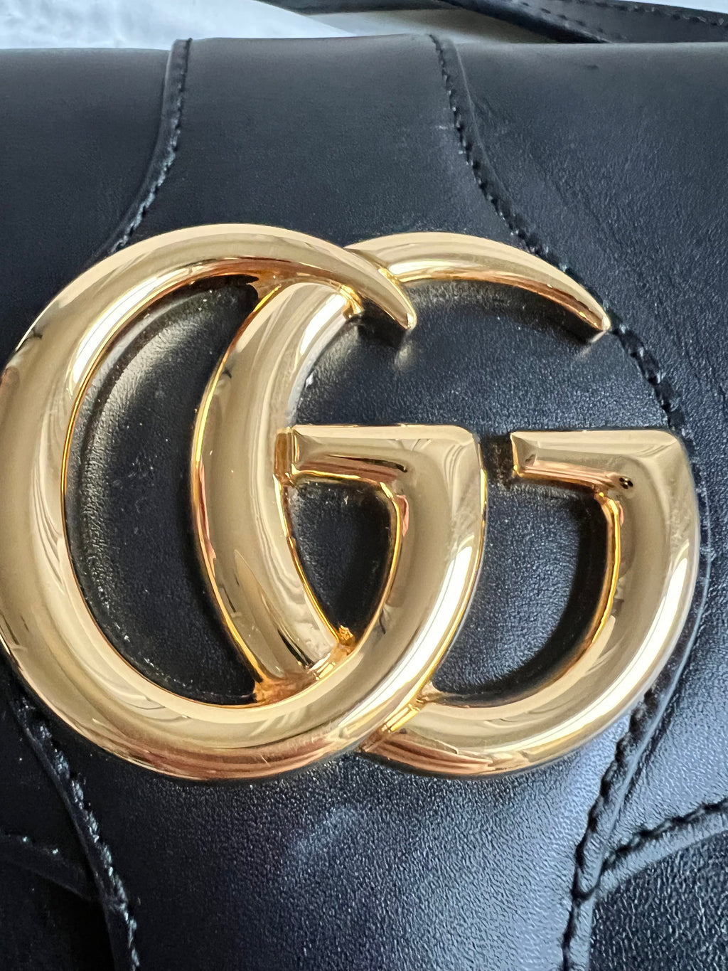 Gucci Black Small Arli Shoulder Bag