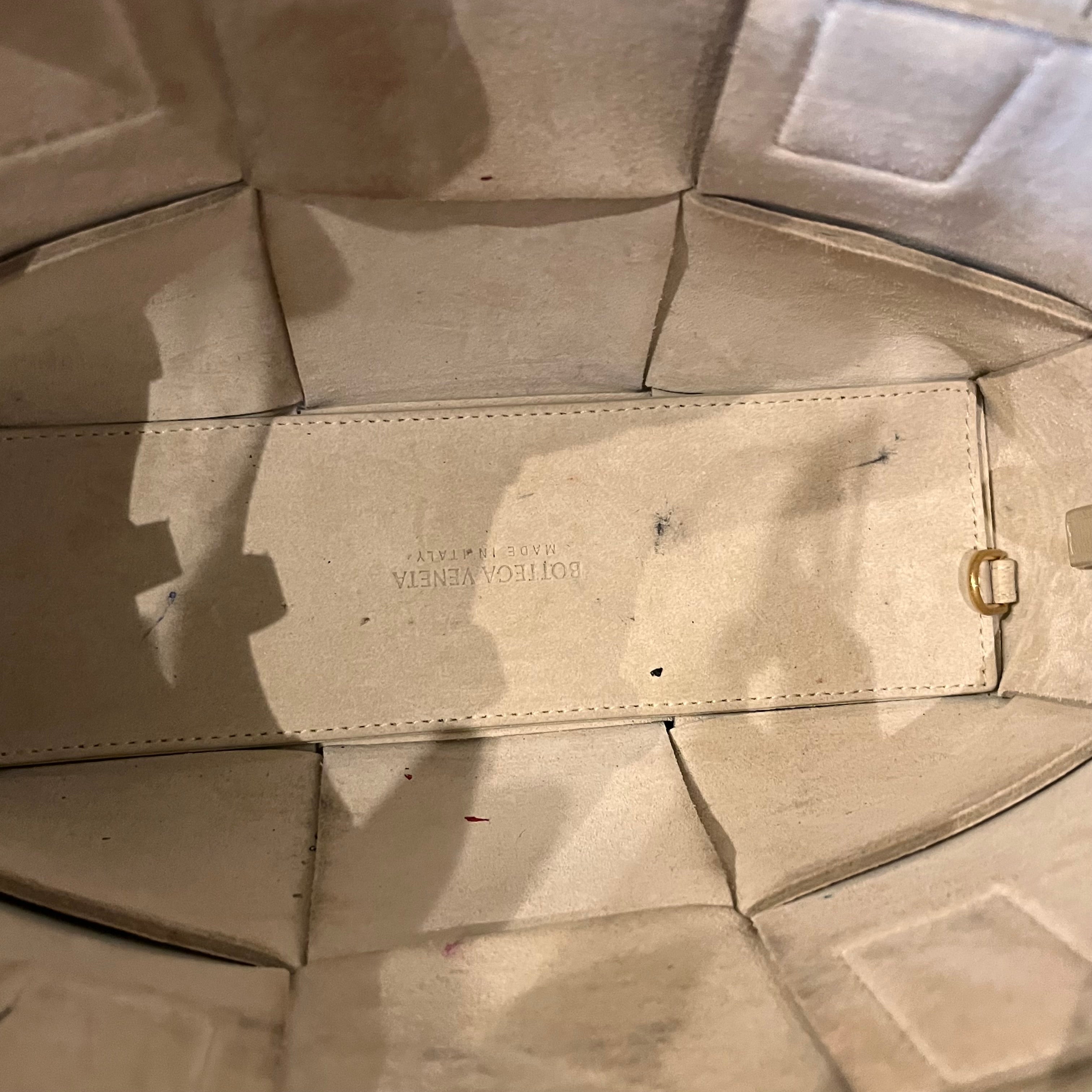 BOTTEGA VENETA Mini Arco Beige Grained Calfskin Tote Bag
