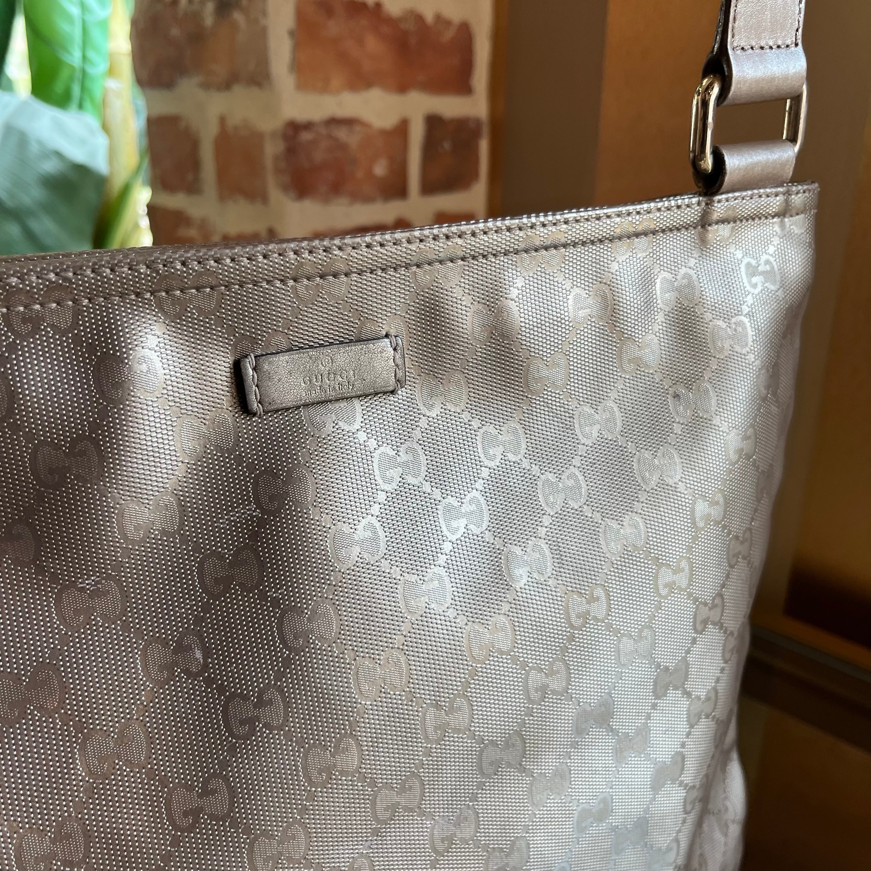 GUCCI GG Imprimé Pewter Crystal Messenger Crossbody Bag