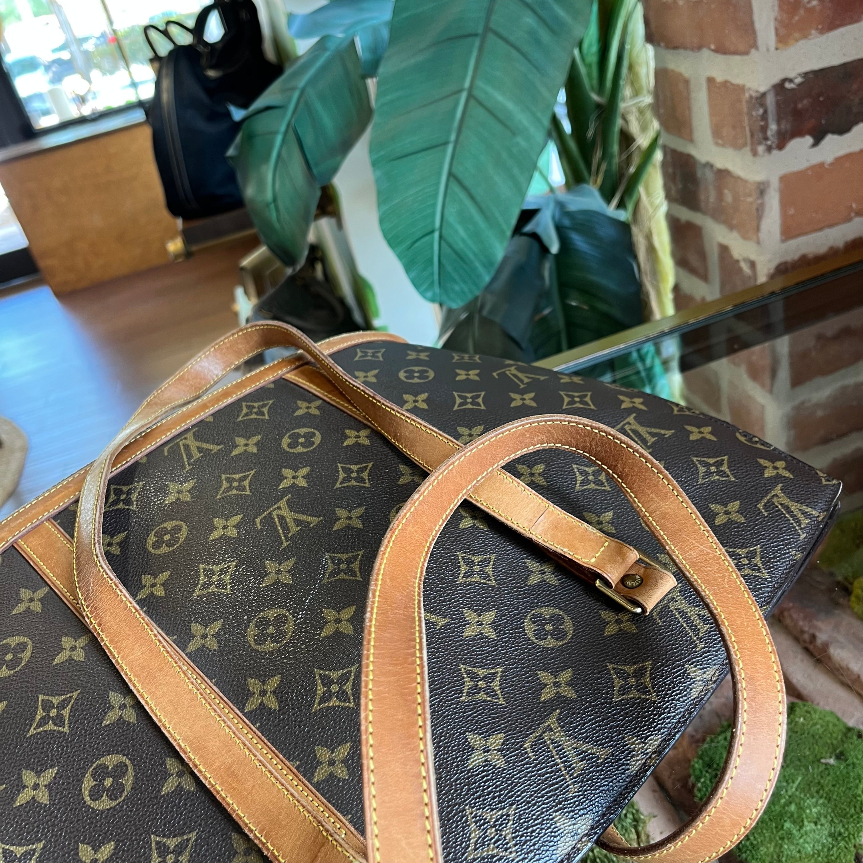 LOUIS VUITTON Babylon Monogram Canvas Brown Tote Bag