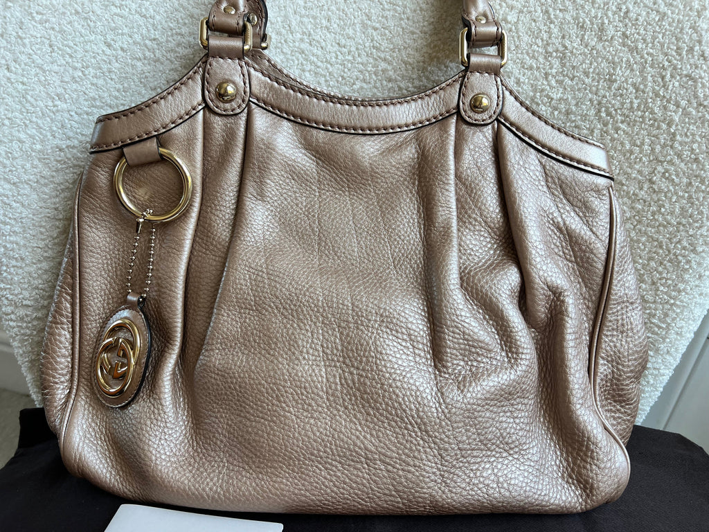 Gucci Winter Rose Leather Medium Sukey Tote Bag
