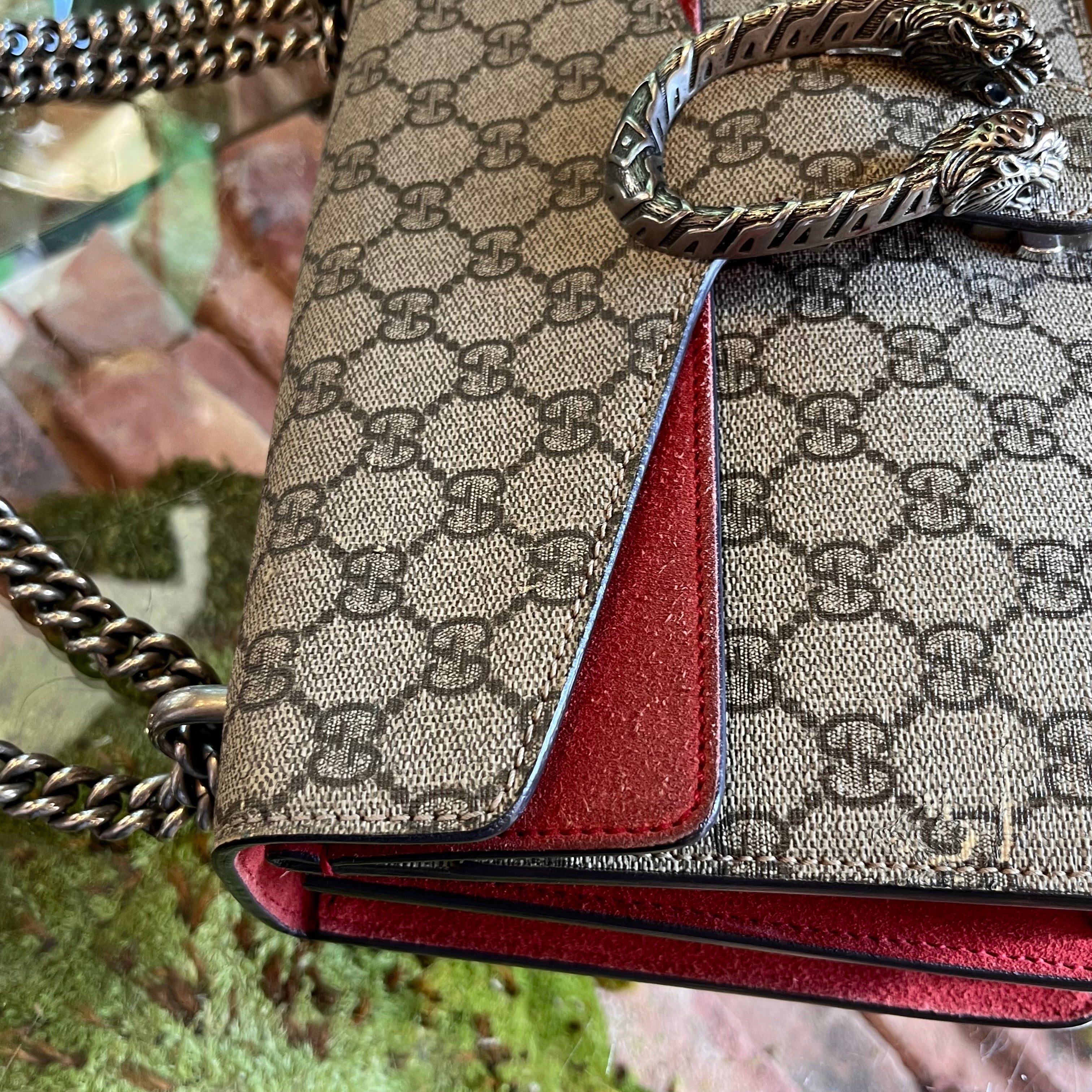 GUCCI Dionysus Medium GG Supreme Monogram Red Shoulder Bag