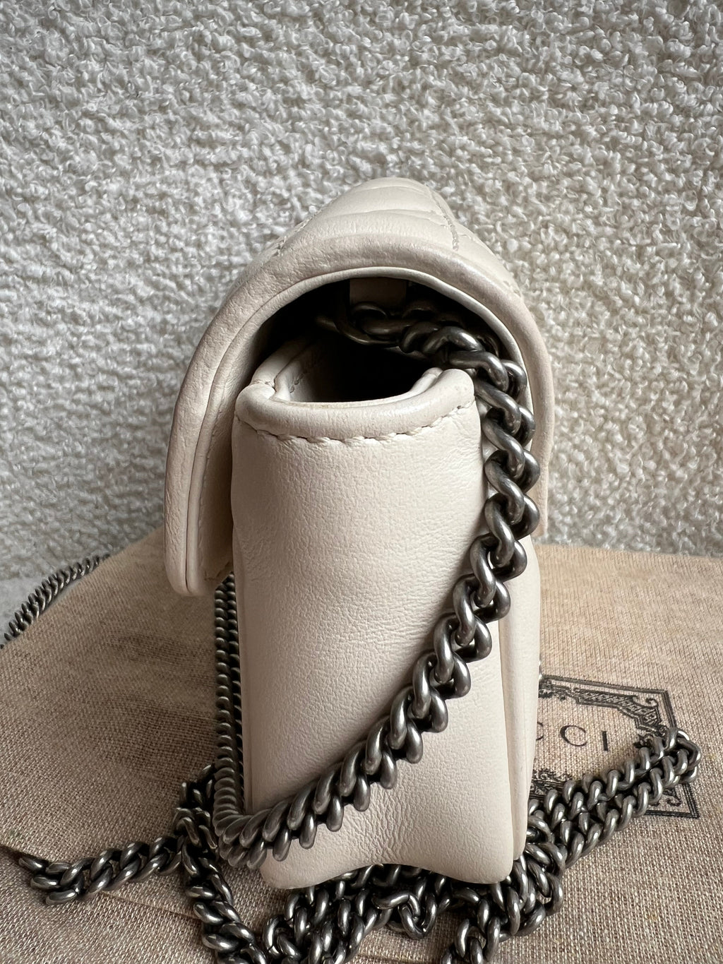Gucci GG Cream Marmont Super Mini Aria Shoulder Bag (RRP £985)
