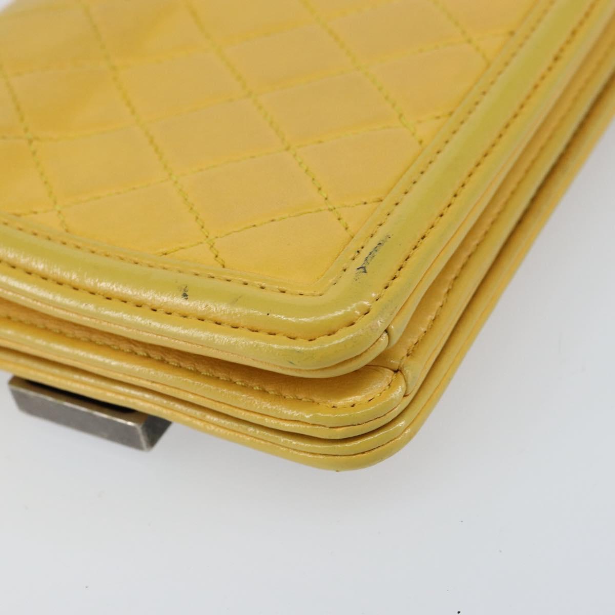 Chanel Boy Brick Flap Bag Lambskin And Plexiglass Yellow Leather Clutche & Pouche Bag (Pre-Owned)