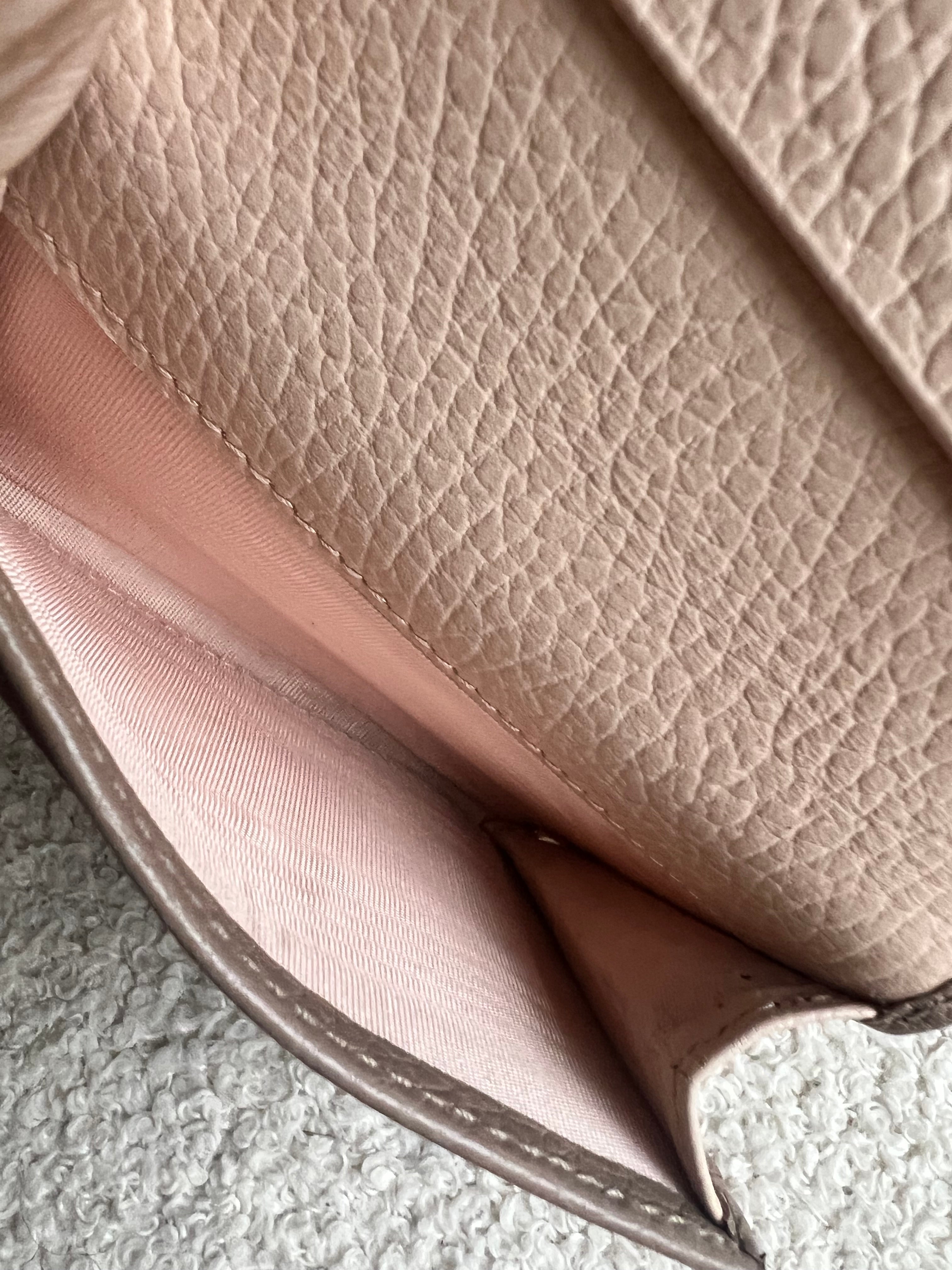 Gucci Beige Marmont Card Holder