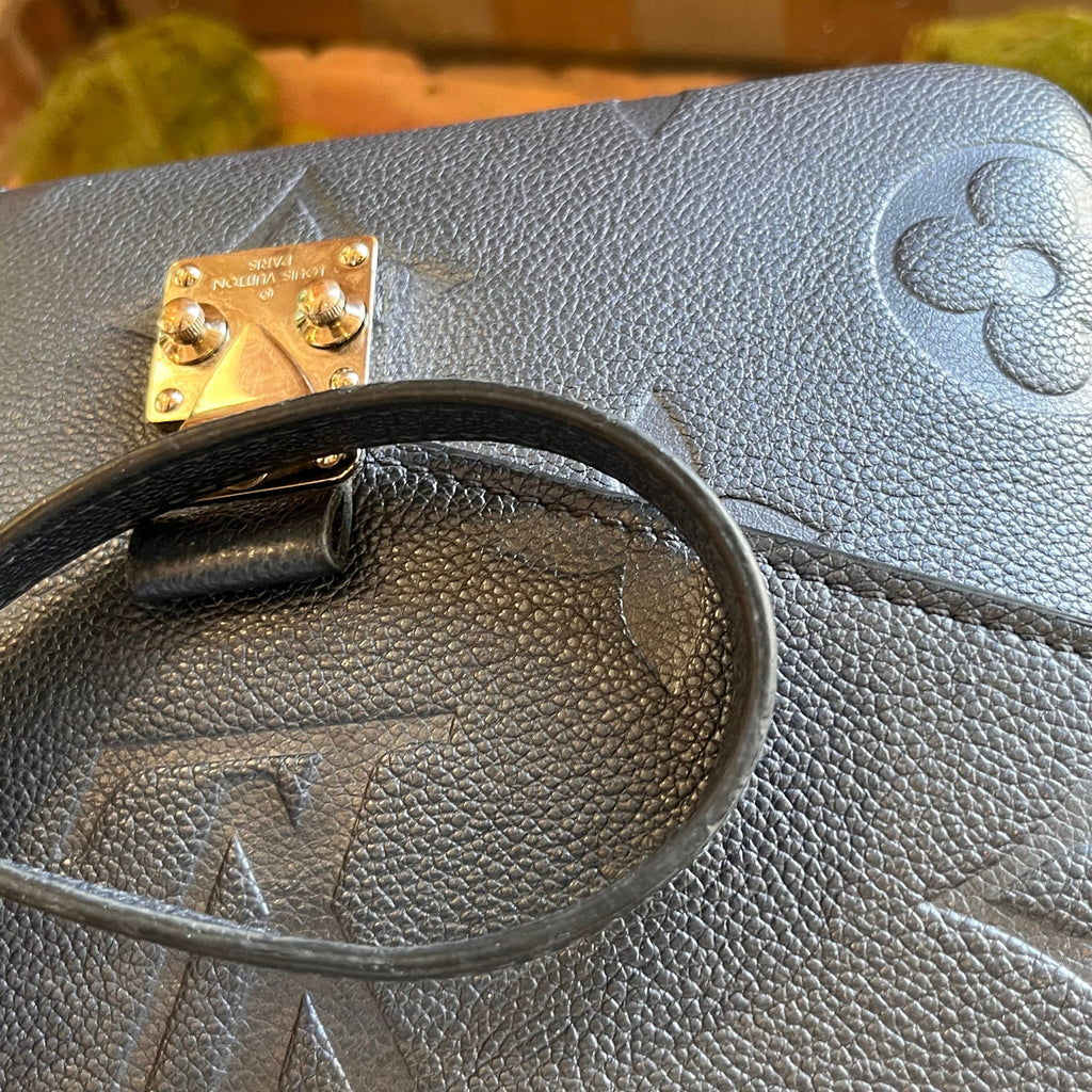 LOUIS VUITTON Metallic Pochette Metis Monogram Empreinte Embossed Leather Crossbody