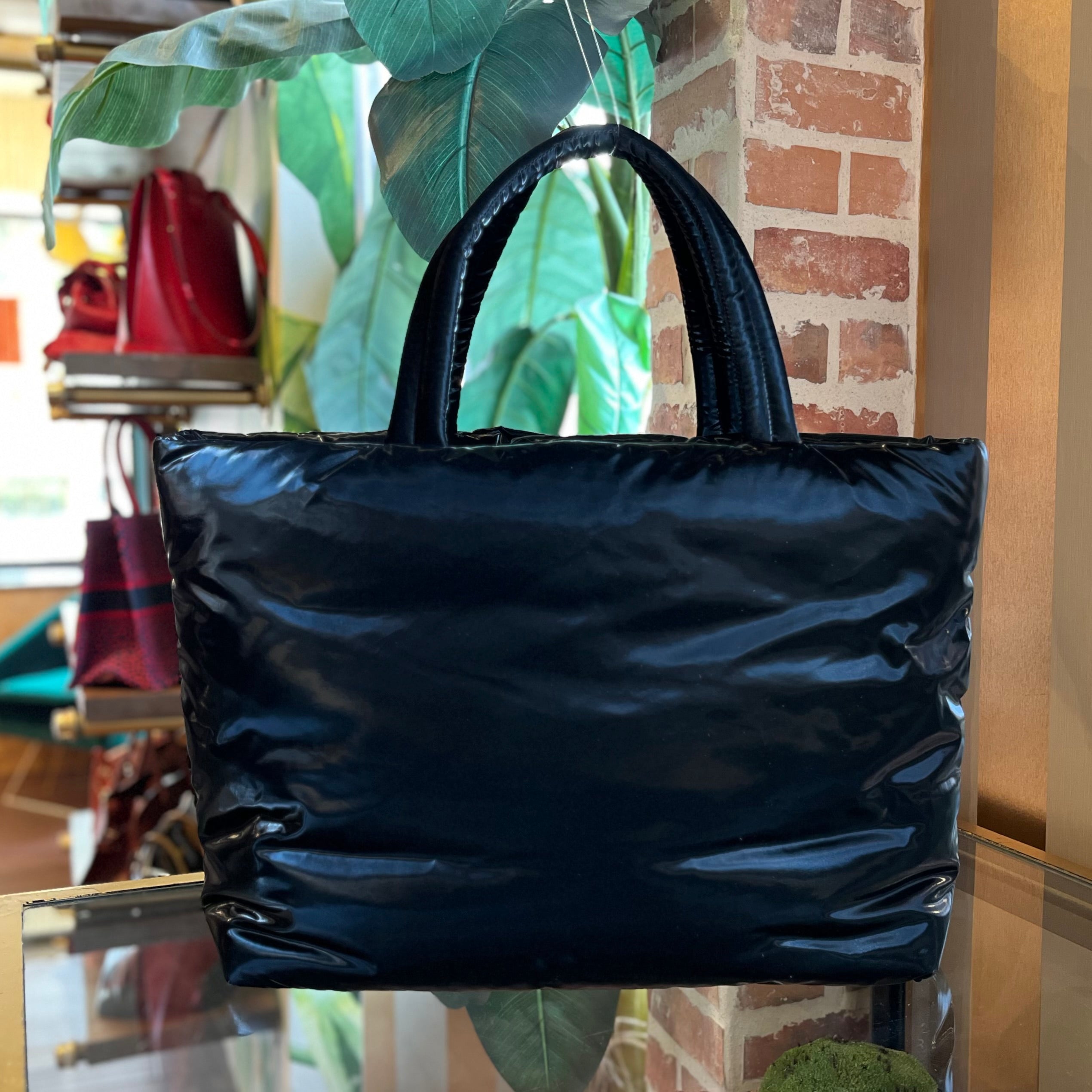 SAINT LAURENT Maxi Shopping Black Silktech Tote