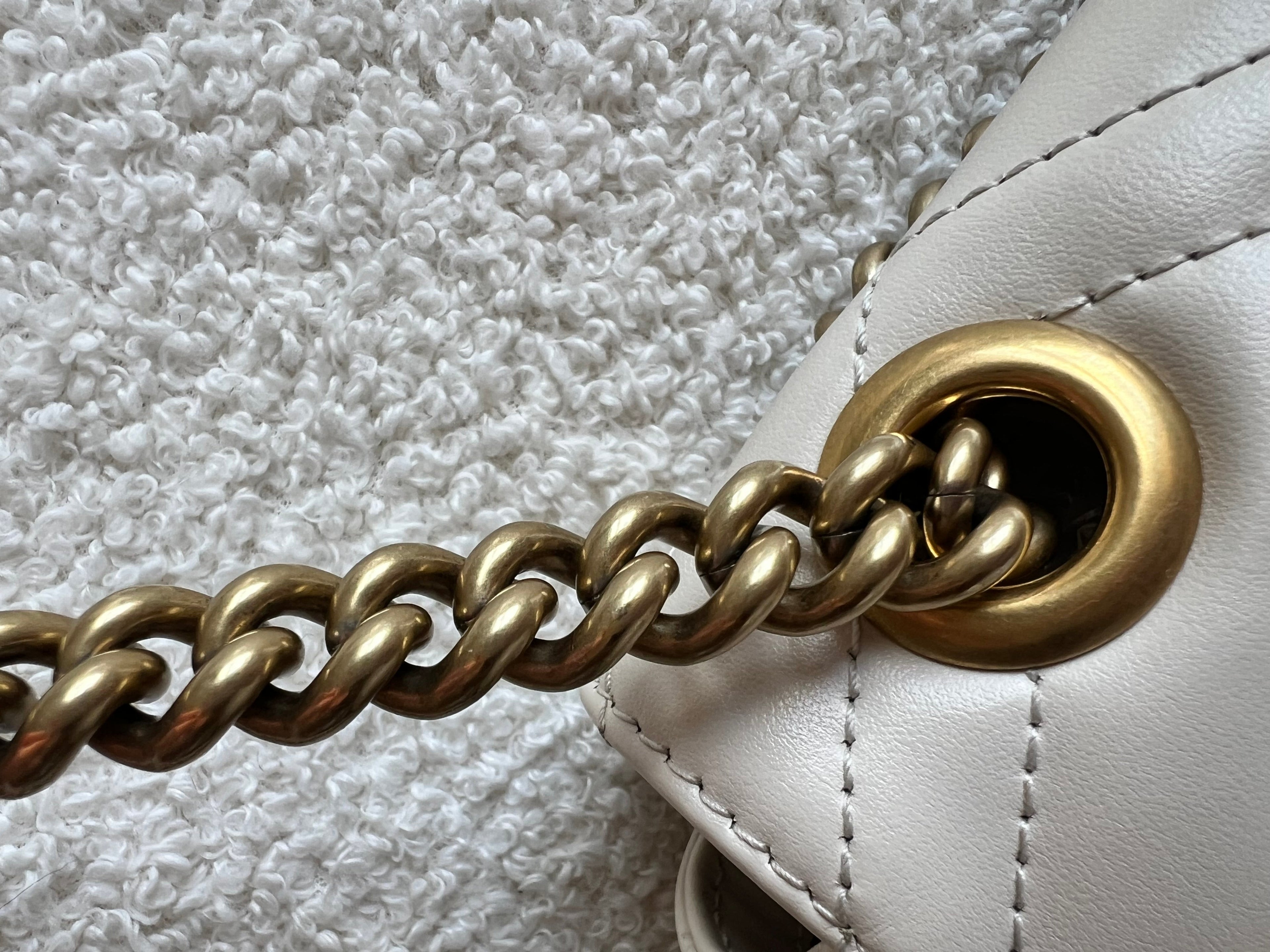 Gucci GG White Marmont Mini Shoulder Bag (RRP £1,890)