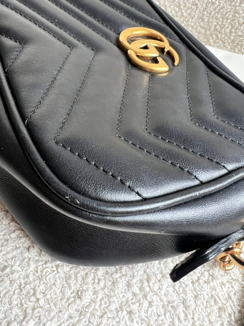 Gucci GG Black Marmont Mini Shoulder Bag (RRP £1,360)