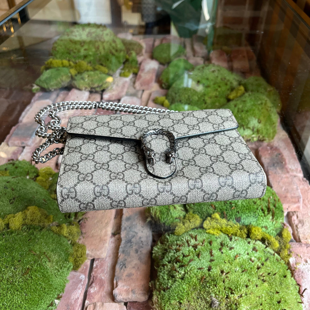 GUCCI Mini Dionysus Wallet on Chain Beige GG Supreme Monogram Crossbody