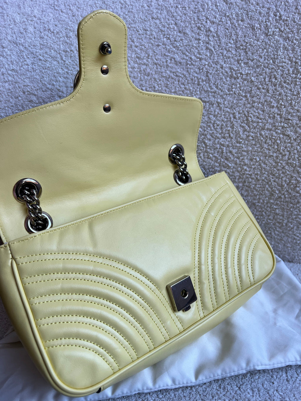 Gucci GG Yellow Marmont Small Shoulder Bag (RRP £2070)