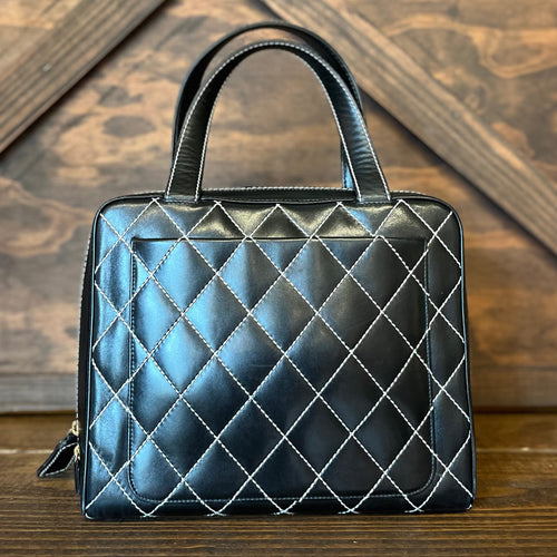 CHANEL Surpiqué Wild Stitch Black Calfskin Leather Tote