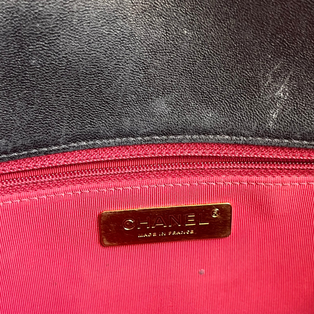 CHANEL 19 Medium Black Quilted Goatskin Shoulder Bag