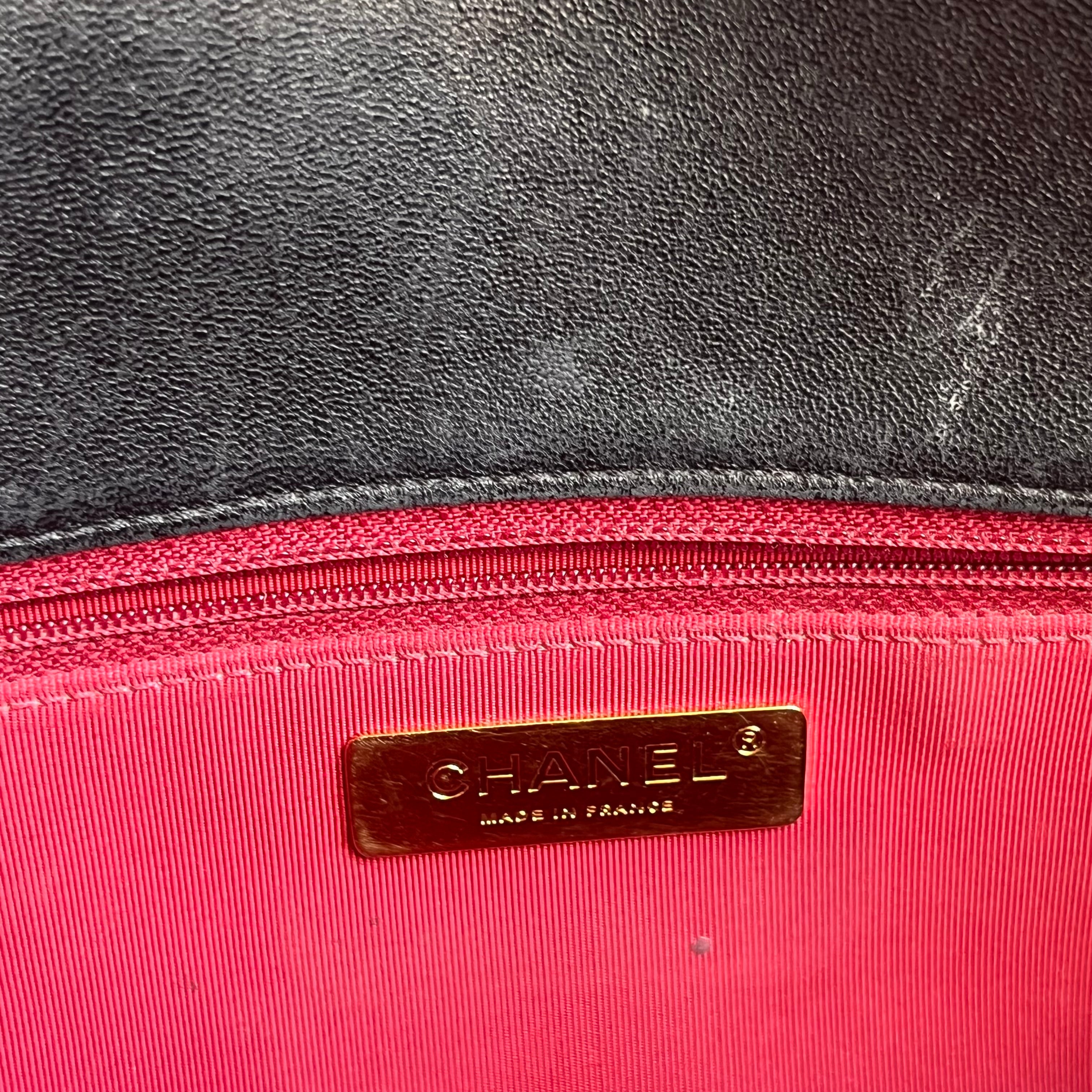 CHANEL 19 Medium Black Quilted Goatskin Shoulder Bag