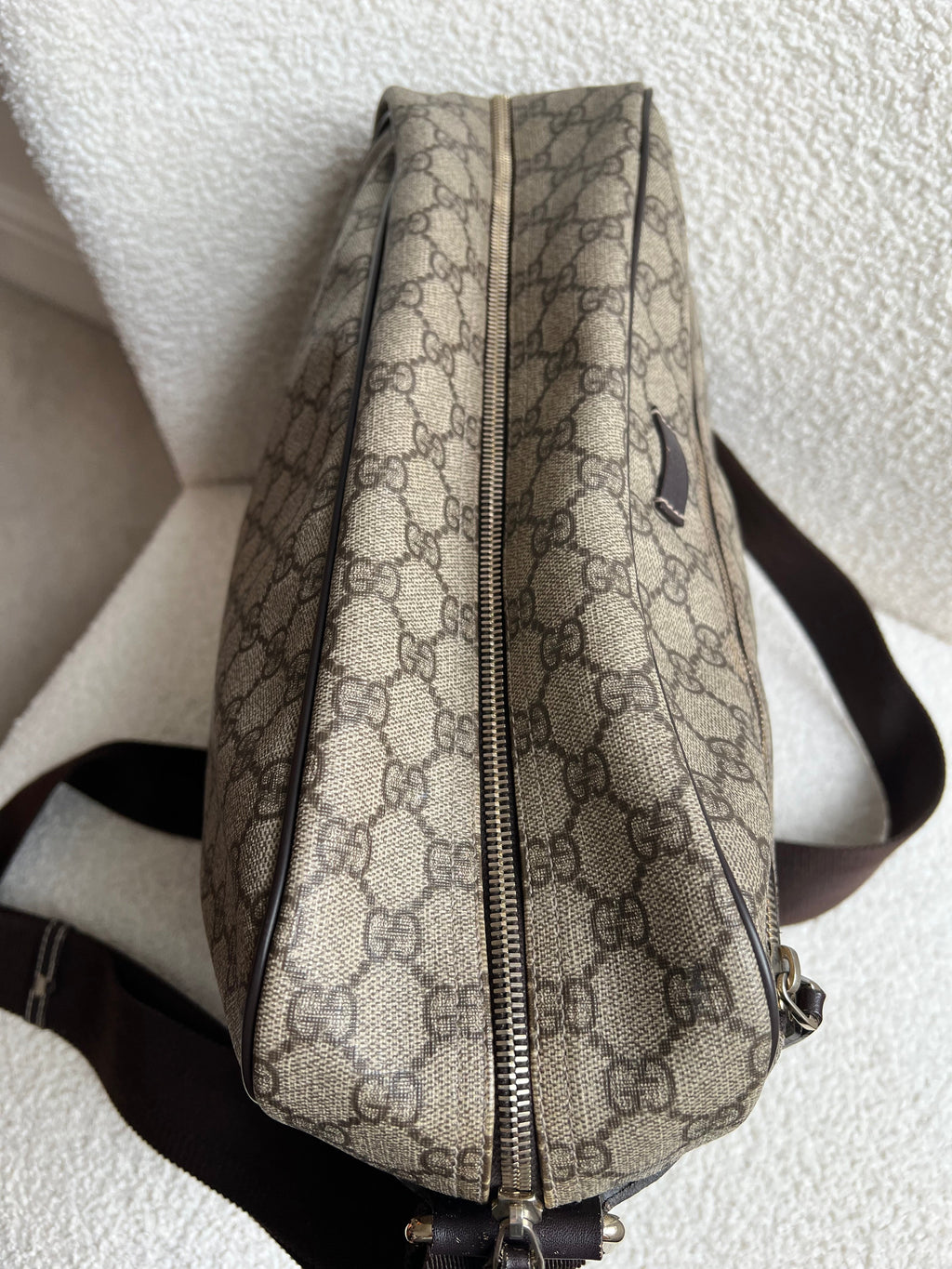 Gucci GG Supreme Canvas Shoulder Bag