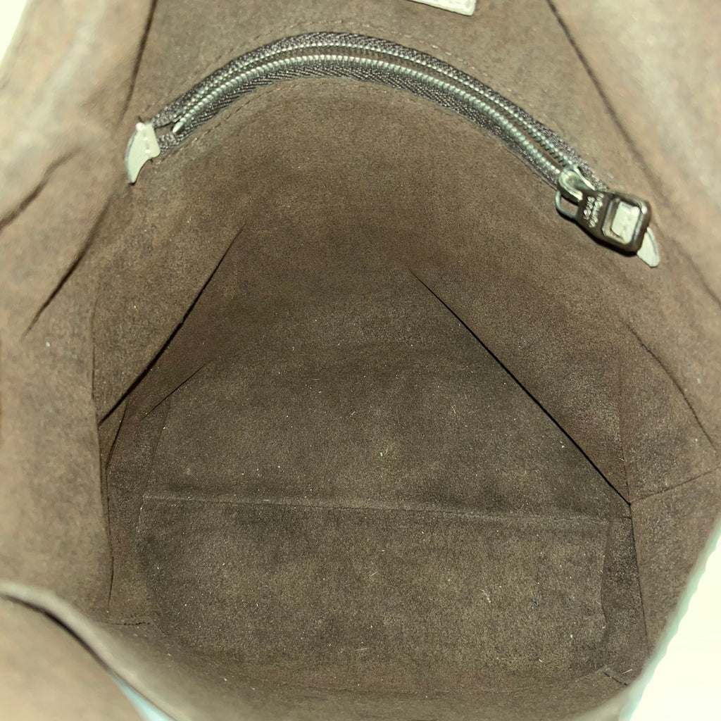 LOUIS VUITTON Babylone Chain BB Galet Monogram Mahina Leather Tote Bag