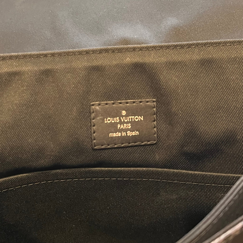 LOUIS VUITTON District MM Black Monogram Eclipse Canvas Crossbody Bag