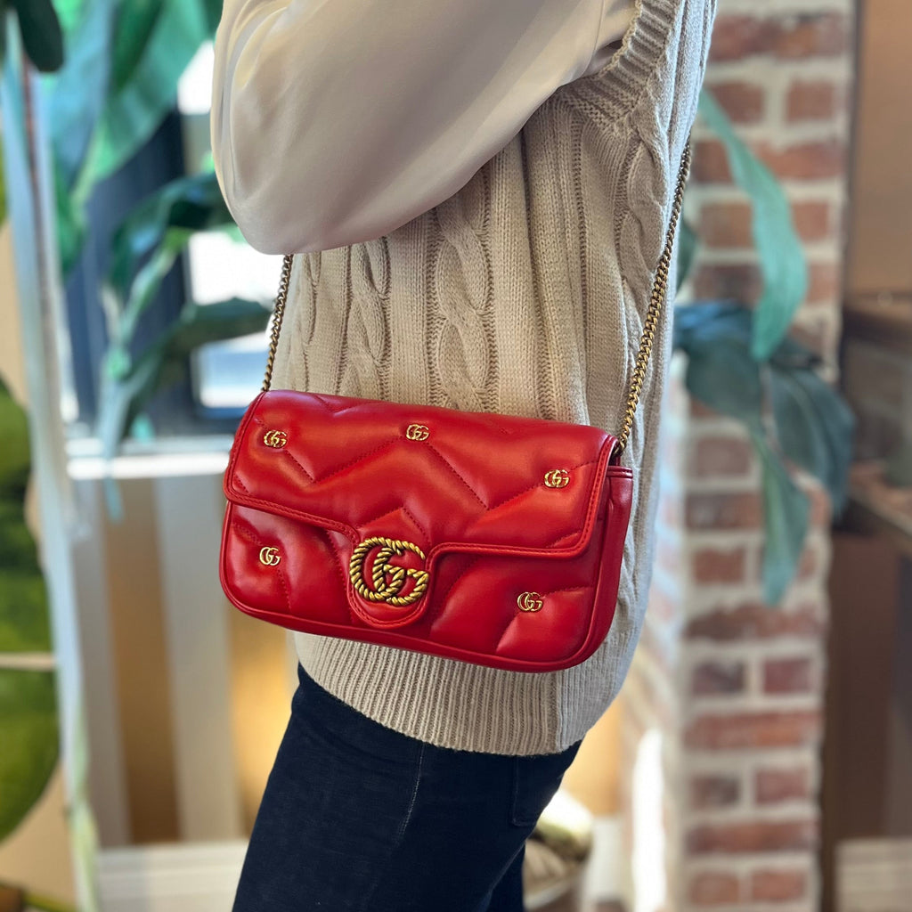 GUCCI GG Marmont Mini Red Matelassé Double G Studs Torchon Shoulder Bag