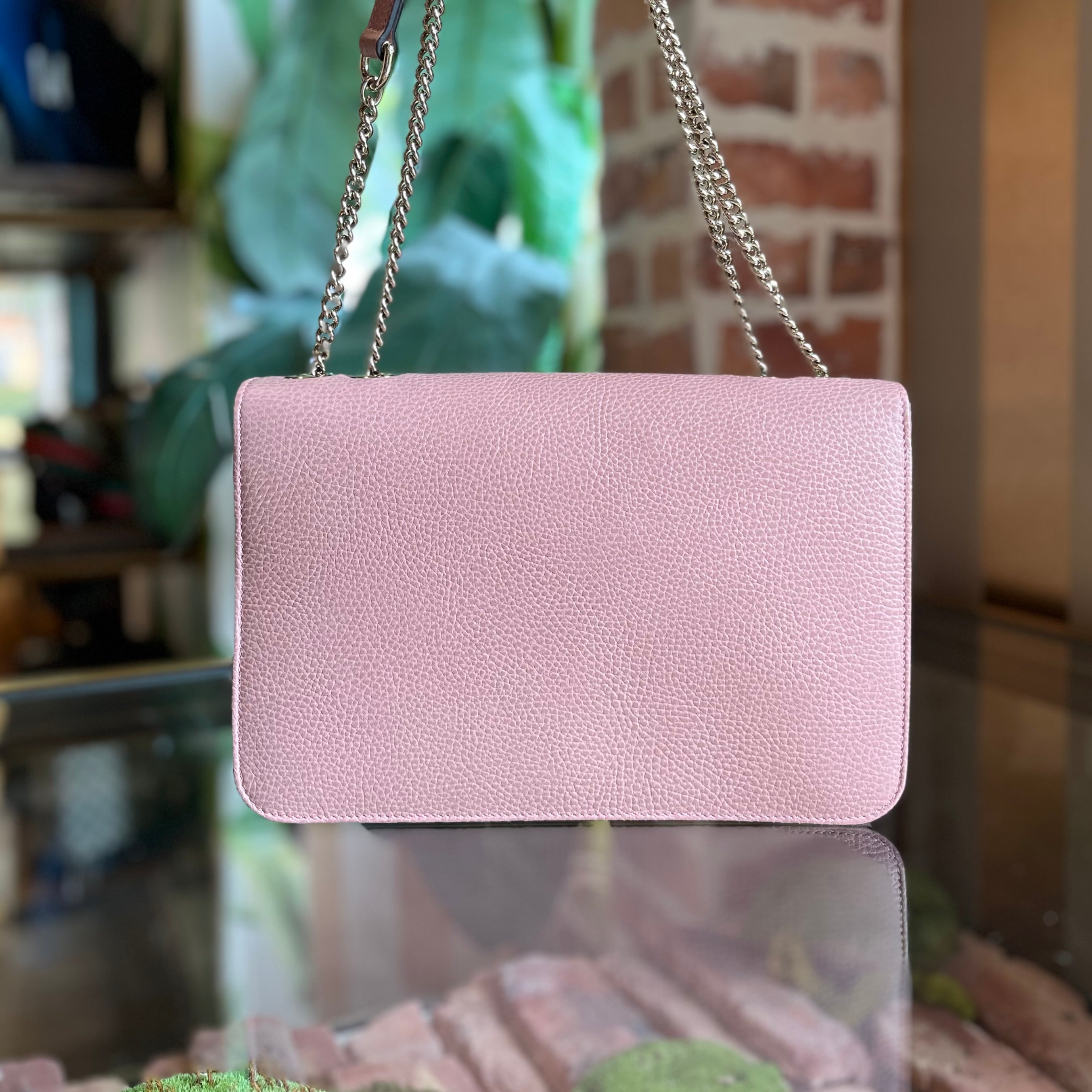 GUCCI Medium Interlocking G Dollar Calfskin Shoulder Bag