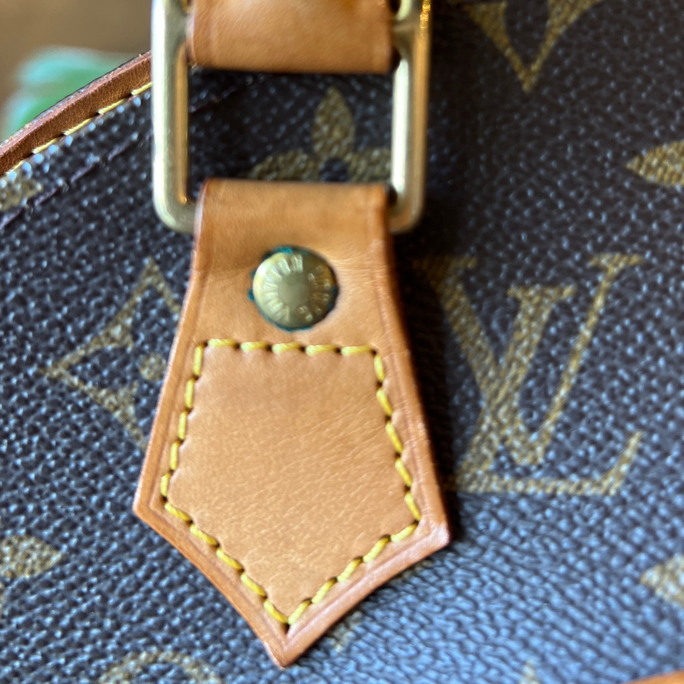 LOUIS VUITTON Monogram Ellipse PM