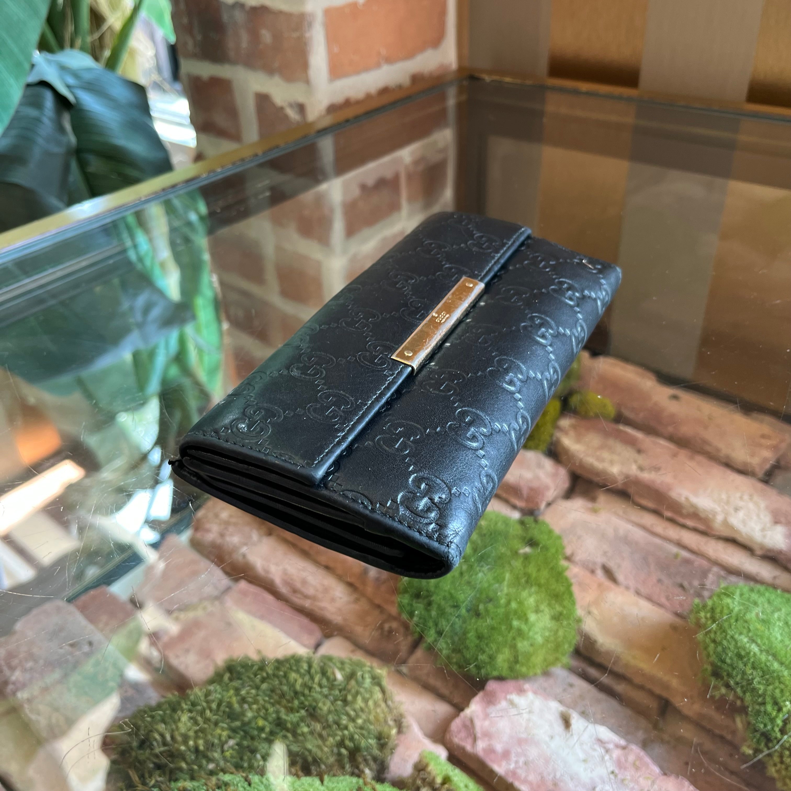 GUCCI GG Signature Black Leather Continental Wallet
