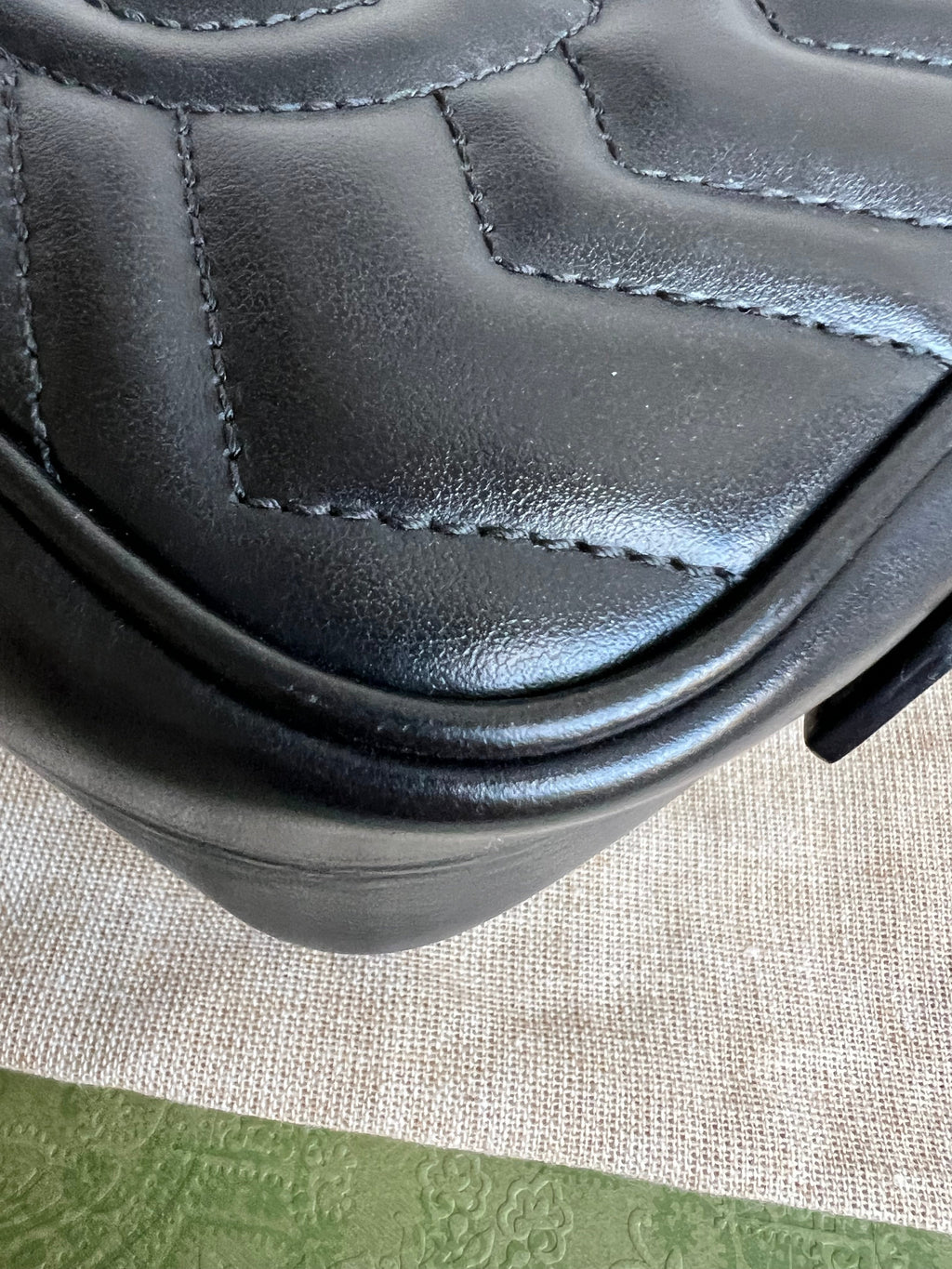 Gucci GG Black Marmont Mini Shoulder Bag (RRP £1,360)