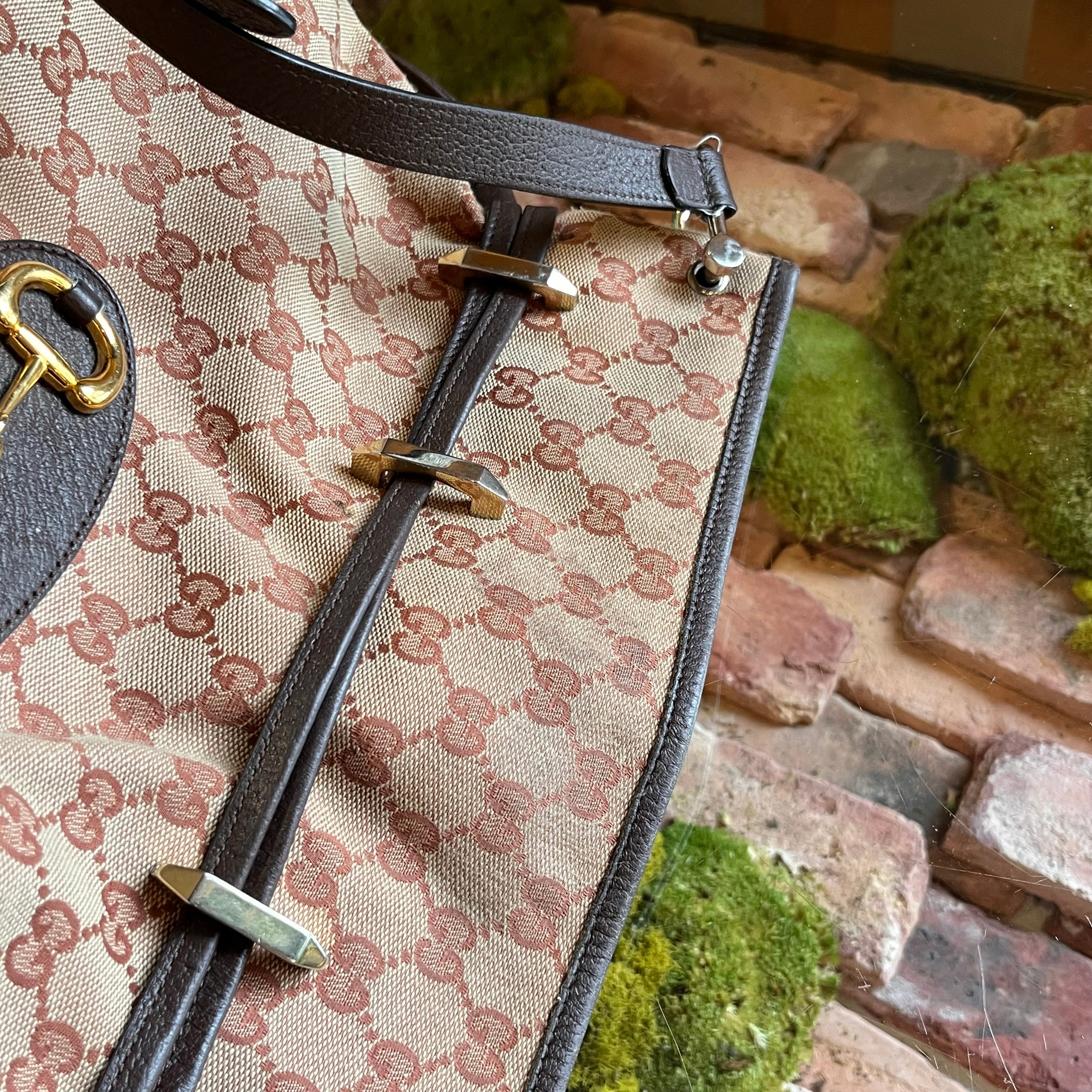 GUCCI Horsebit 1955 Messenger Maroon Gg Monogram Canvas Crossbody Bag