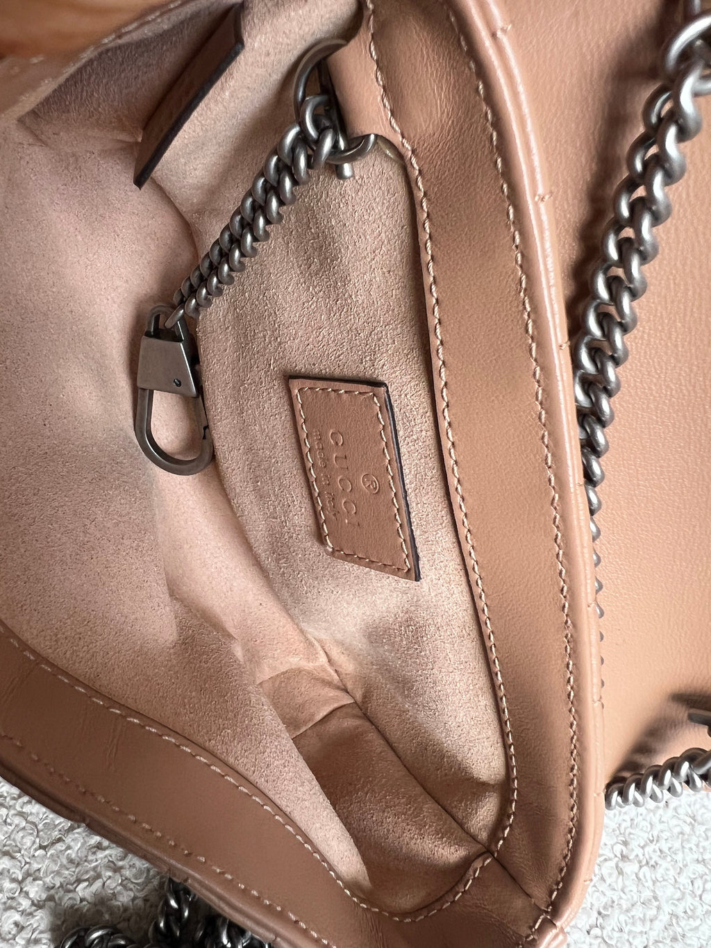 Gucci GG Beige Marmont Super Mini Aria Shoulder Bag (RRP £985)