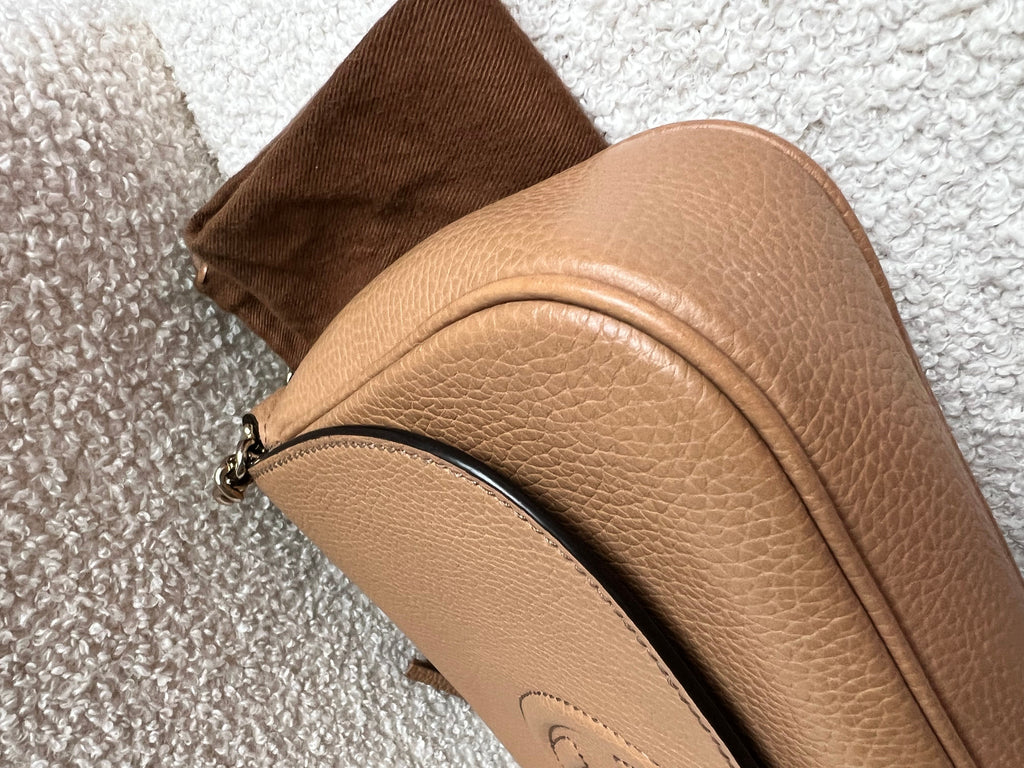 Gucci Beige Soho Chain Crossbody Flap Bag
