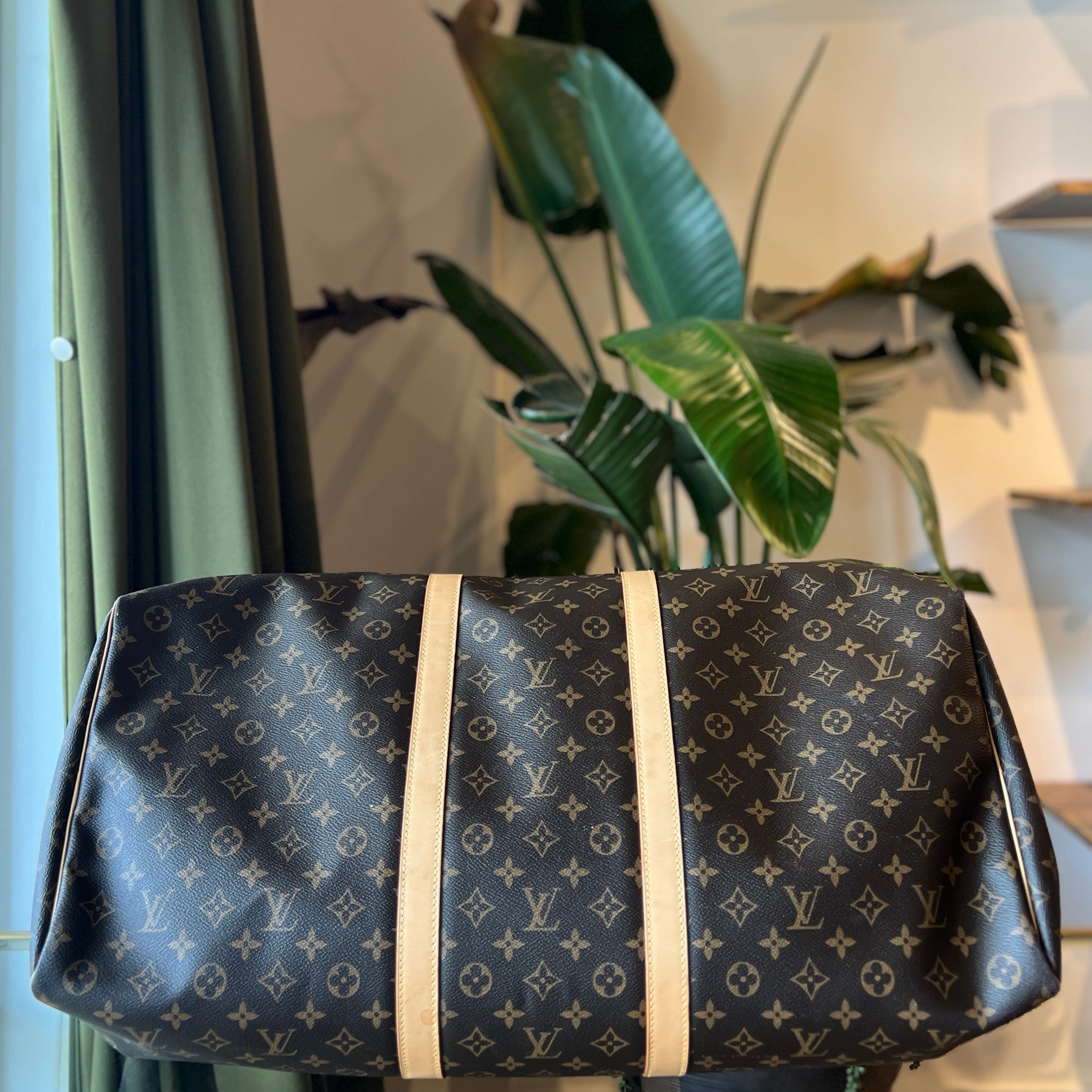LOUIS VUITTON Monogram Keepall 60