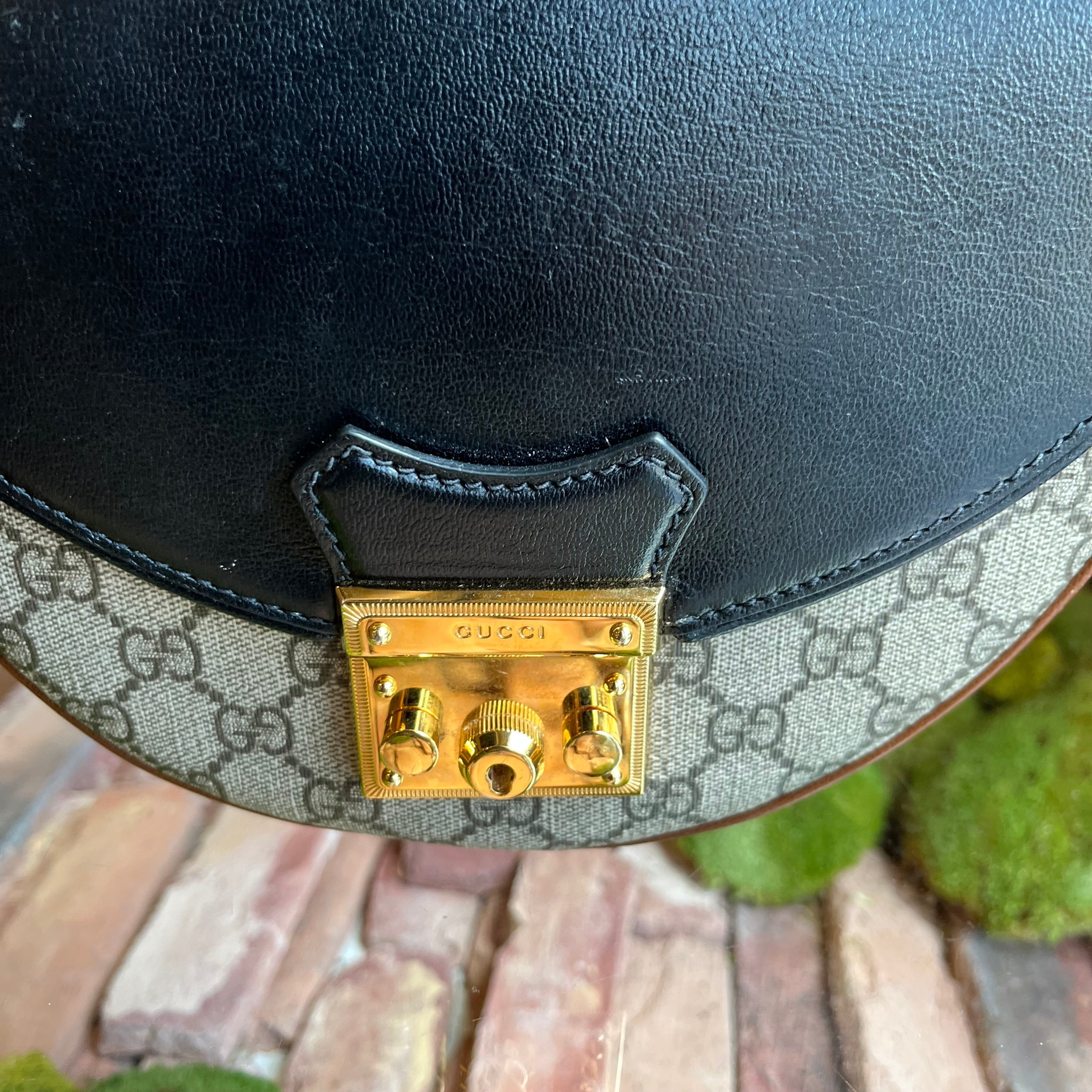 GUCCI Small Padlock GG Supreme Monogram Calfskin Messenger Shoulder Bag