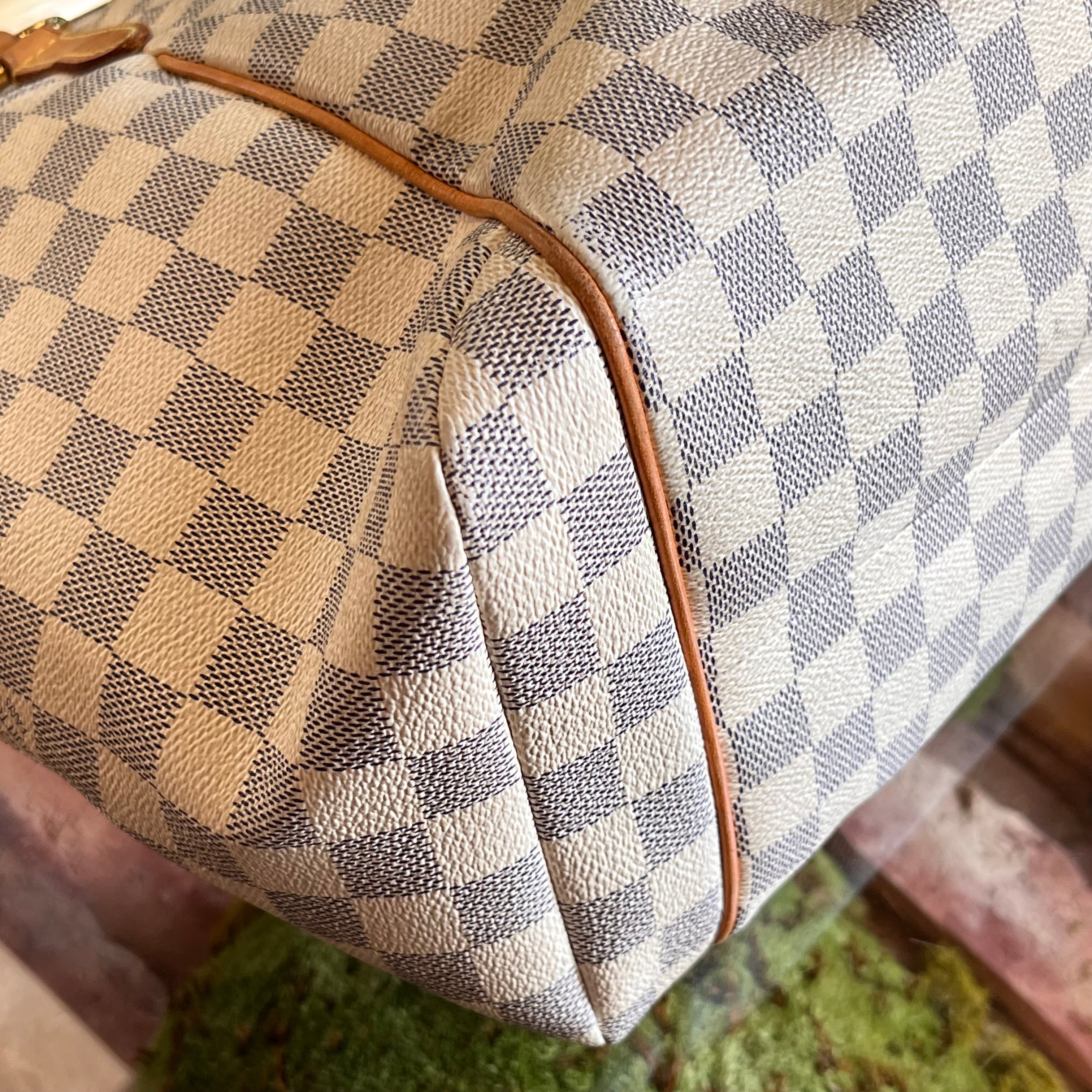 LOUIS VUITTON Totally MM Damier Azur Canvas Tote