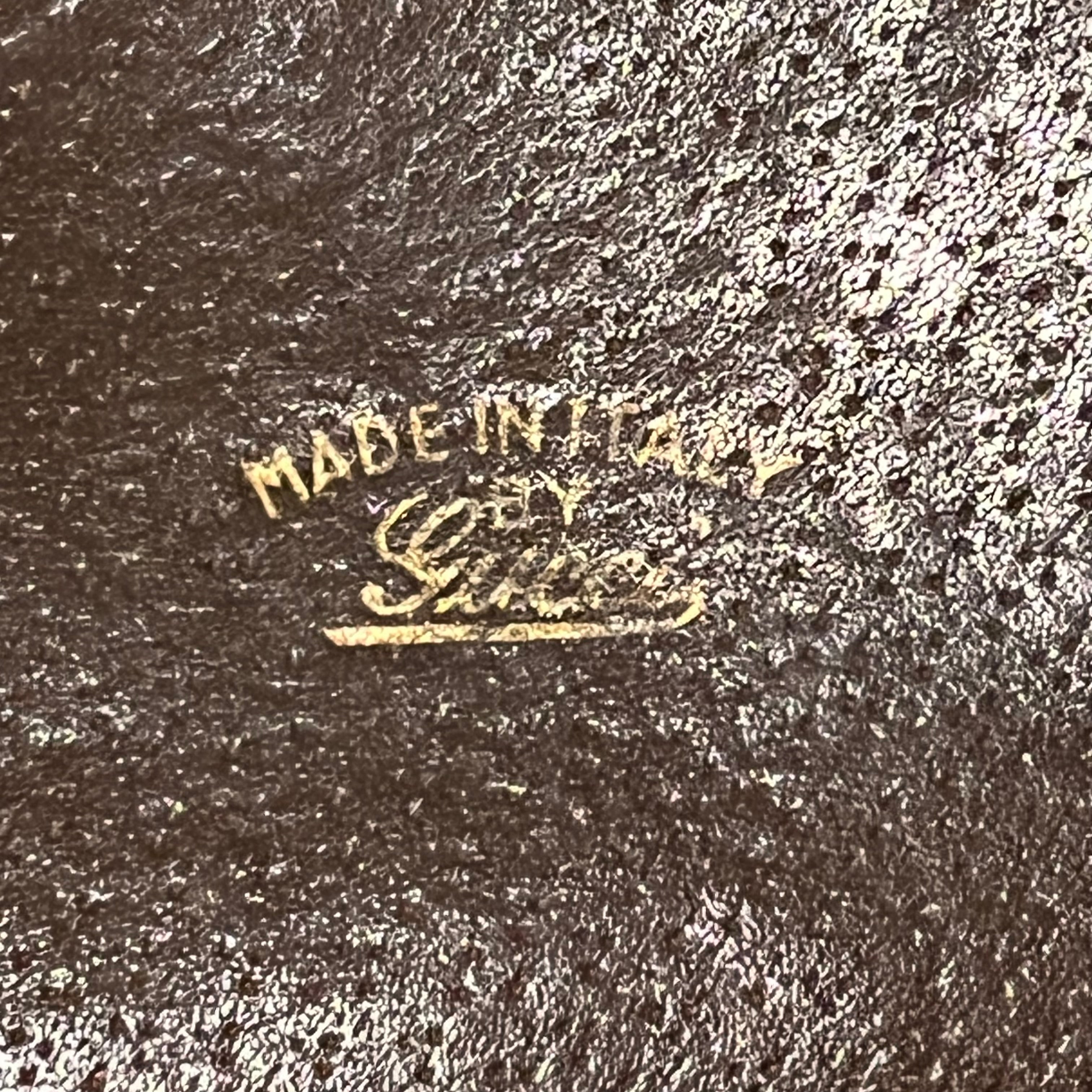 GUCCI Beige GG Supreme Canvas Vintage Suitcase
