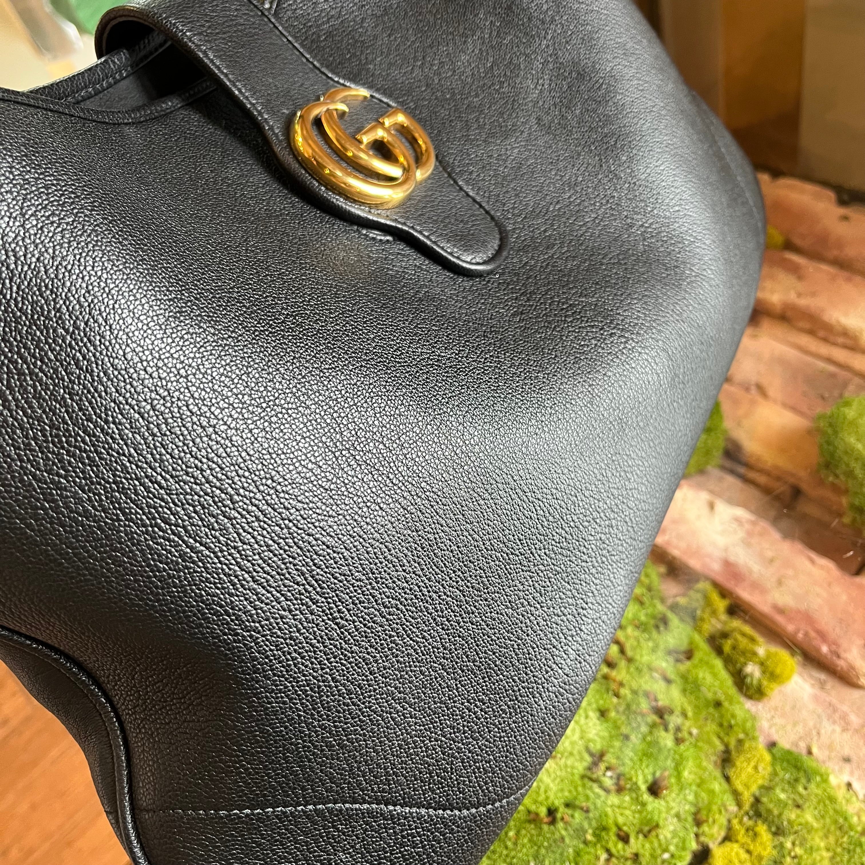 GUCCI Aphrodite Black Leather Hobo Bag