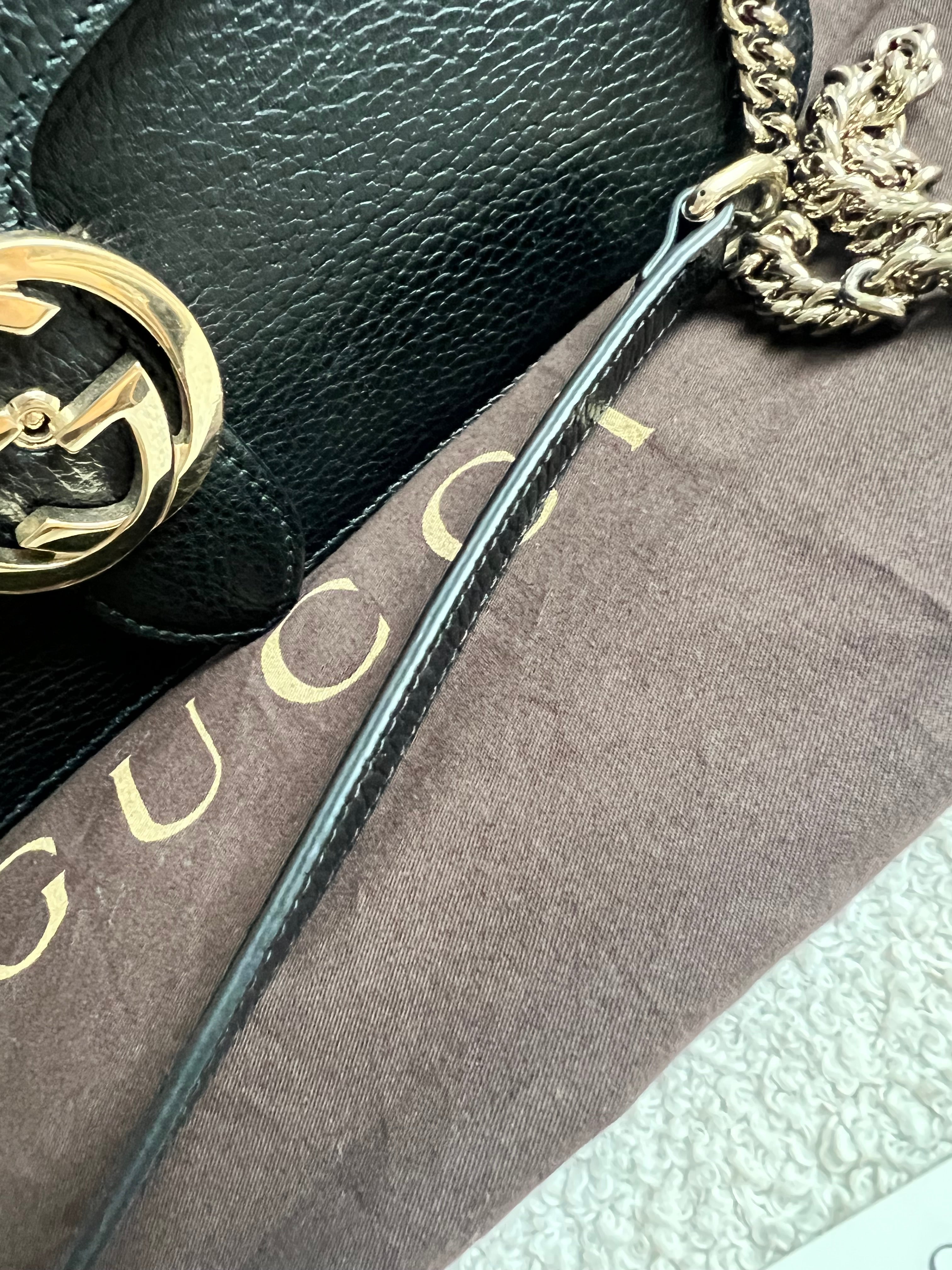 Gucci Interlocking GG Black Medium Shoulder Bag