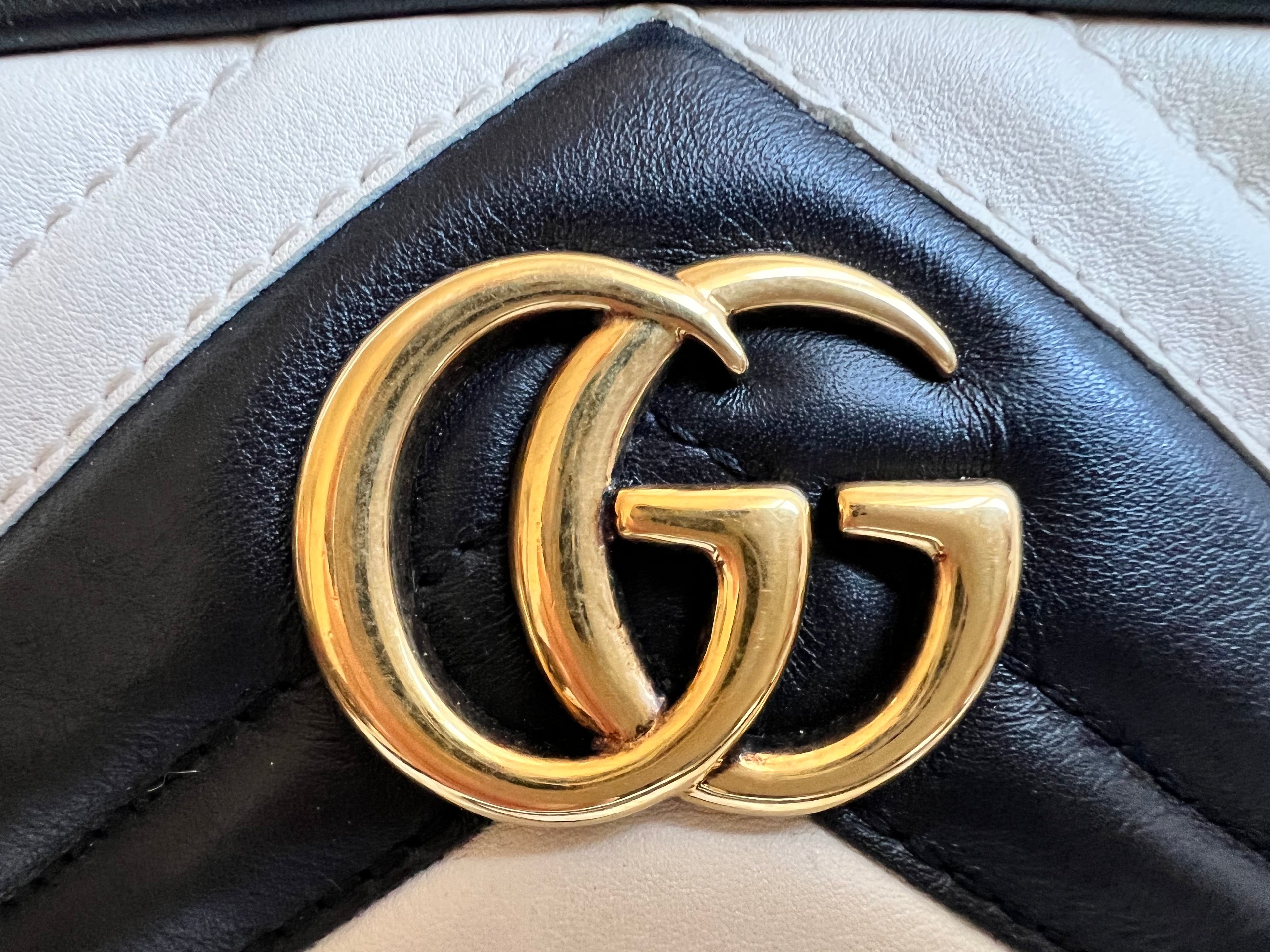 Gucci GG Black and White Marmont Mini Shoulder Bag (RRP £1,360)