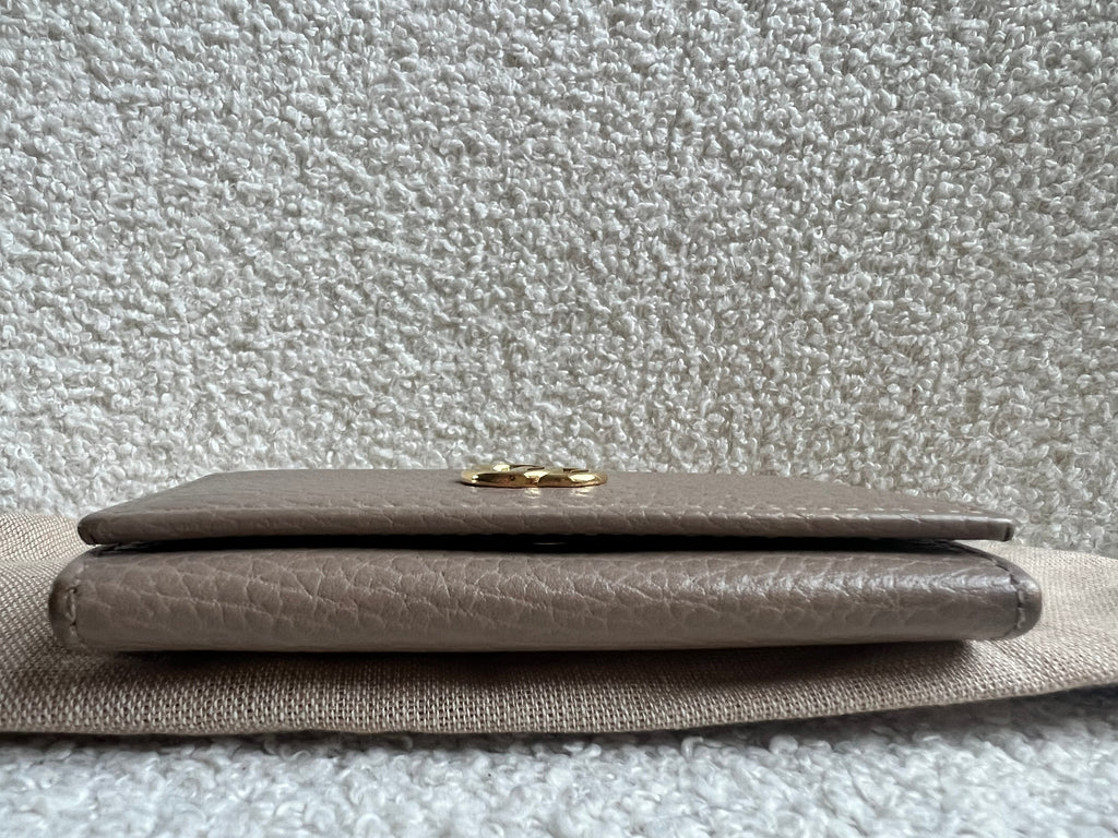 Gucci Beige Marmont Card Holder