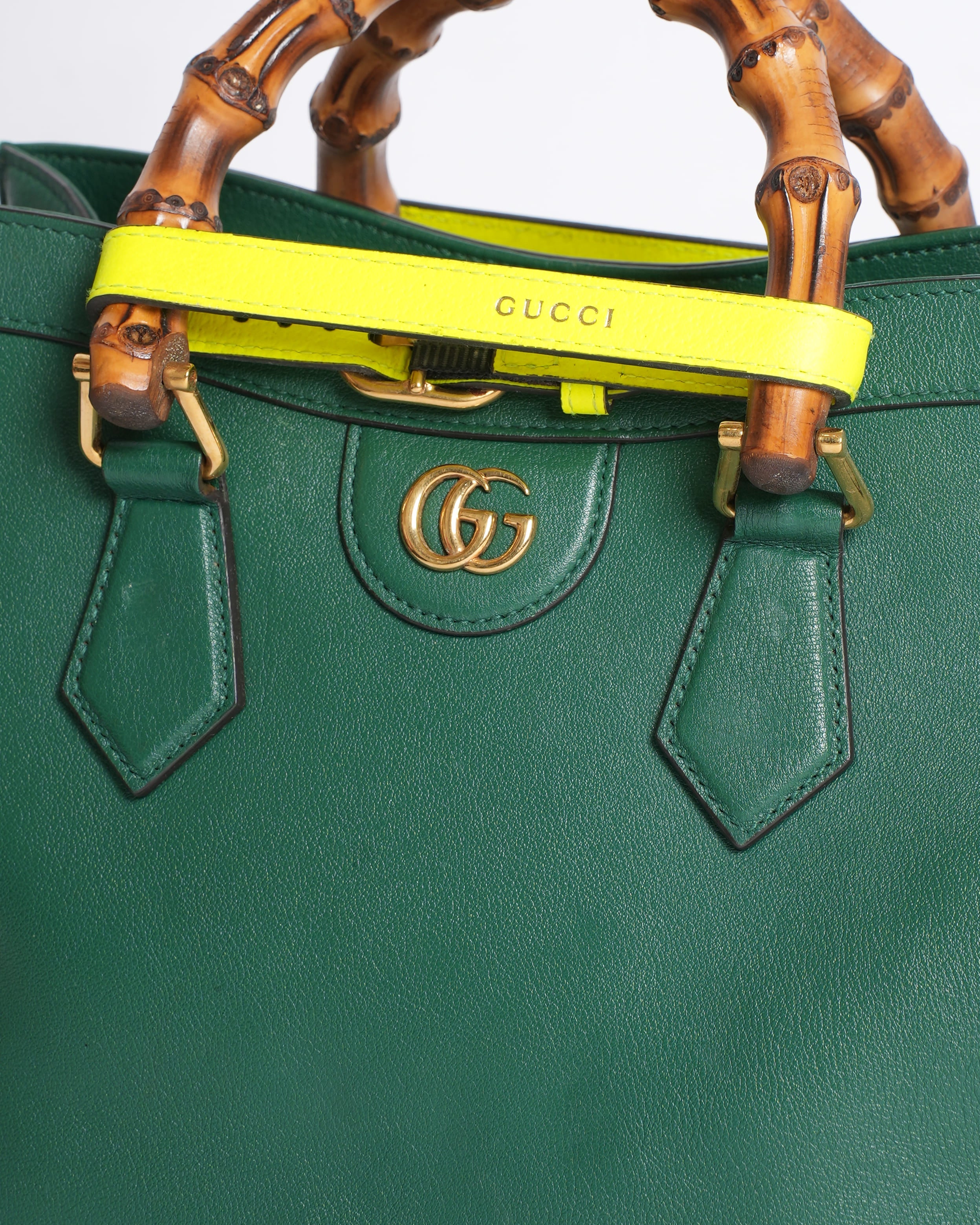 Gucci Medium Diana Bag in Green