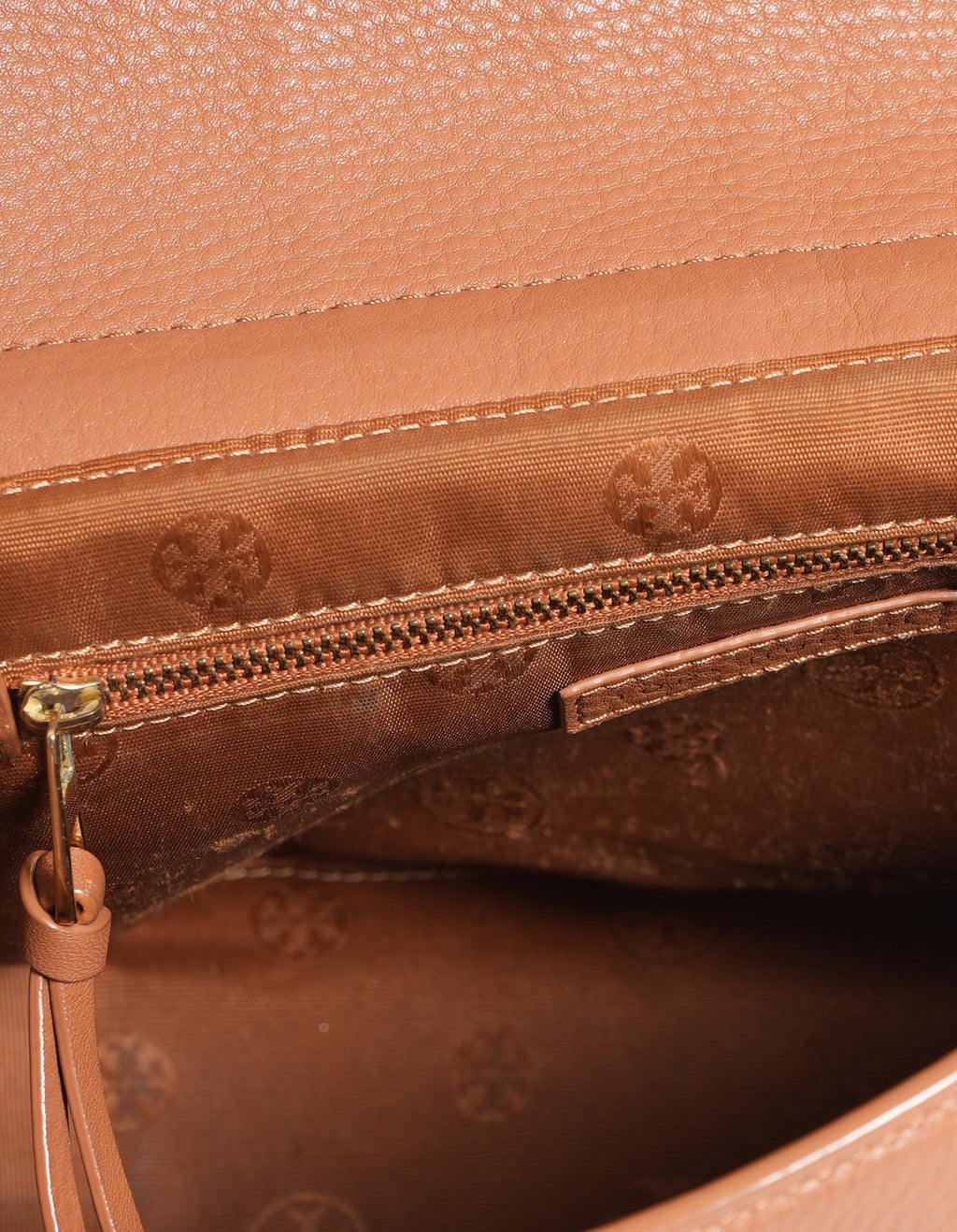 Tory Burch Quilted Crossbody Bag In Tan