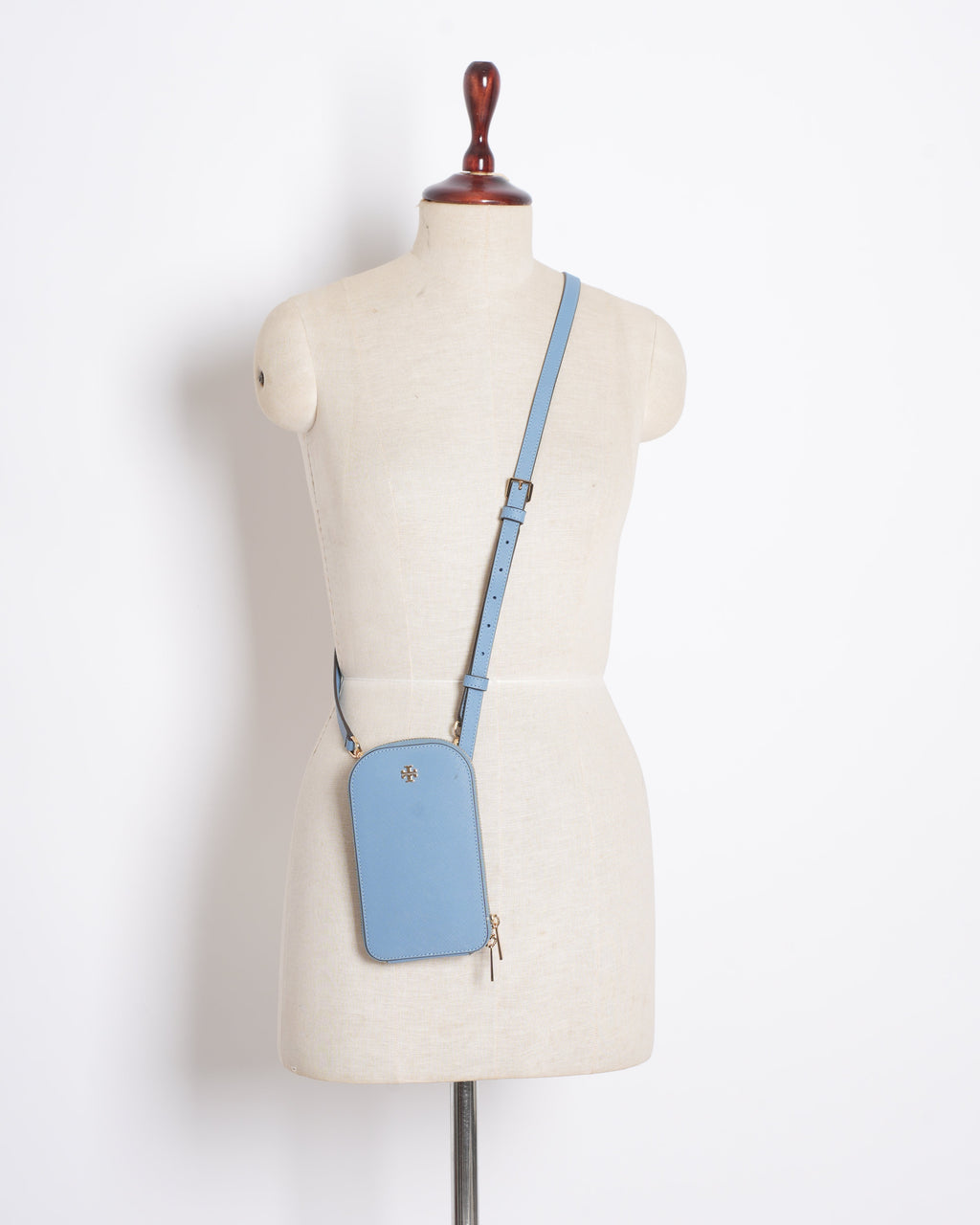 Tory Burch Emerson Phone Crossbody in leather