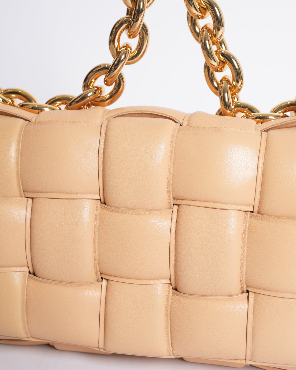 Bottega Veneta cassette in beige