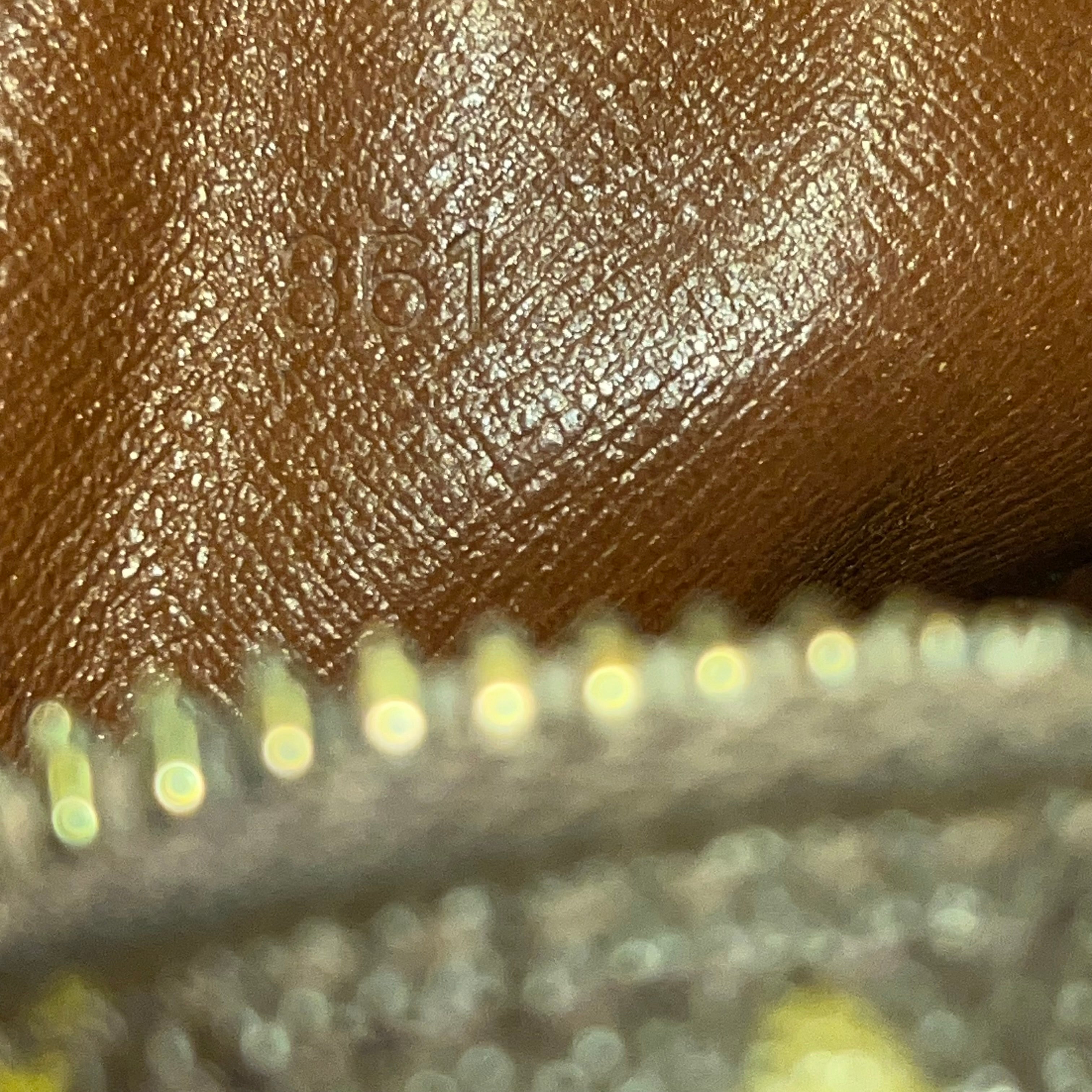 LOUIS VUITTON Amazone Vintage Brown Monogram Canvas Crossbody