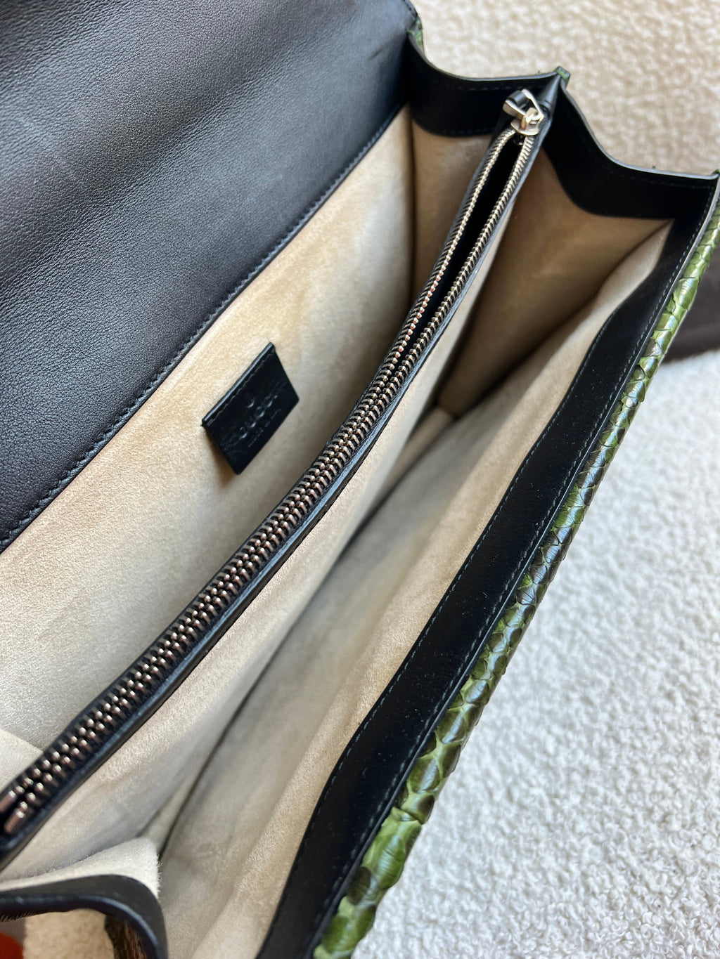 Gucci Dionysus GG Supreme Medium Shoulder Bag (RRP £2,450)