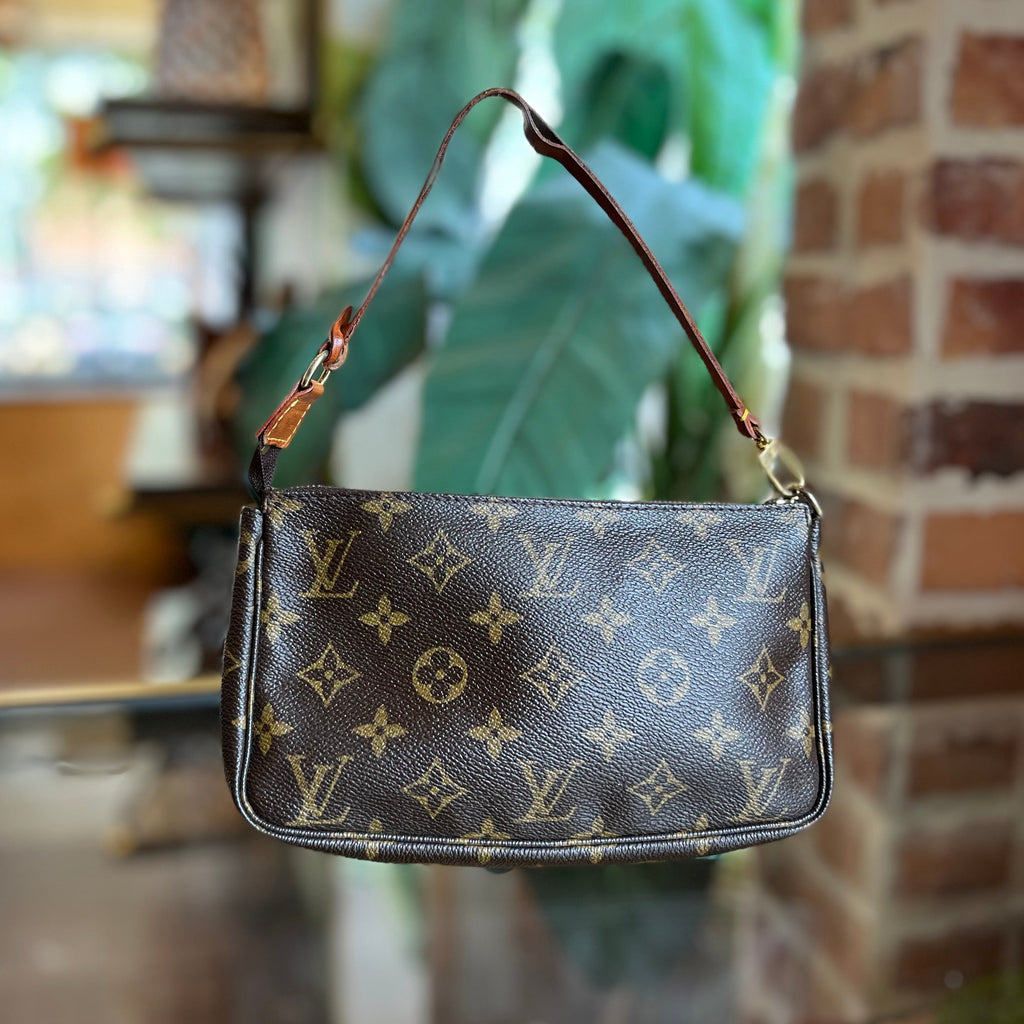 LOUIS VUITTON Pochette Accessories Vintage Brown Monogram Canvas Shoulder Bag