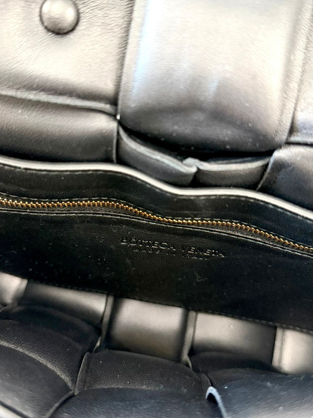 BOTTEGA VENETA MAXI INTRECCIO CHAIN CASSETTE CROSSBODY BAG