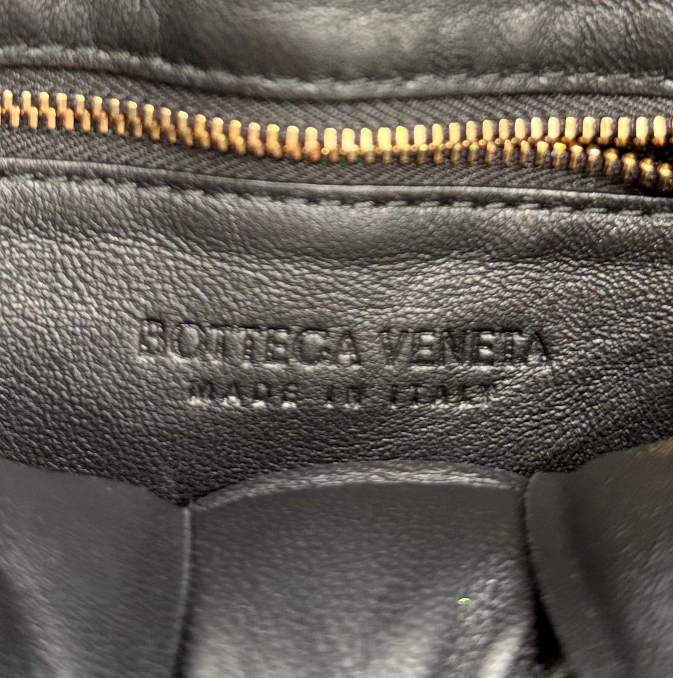 BOTTEGA VENETA MAXI INTRECCIO CHAIN CASSETTE CROSSBODY BAG
